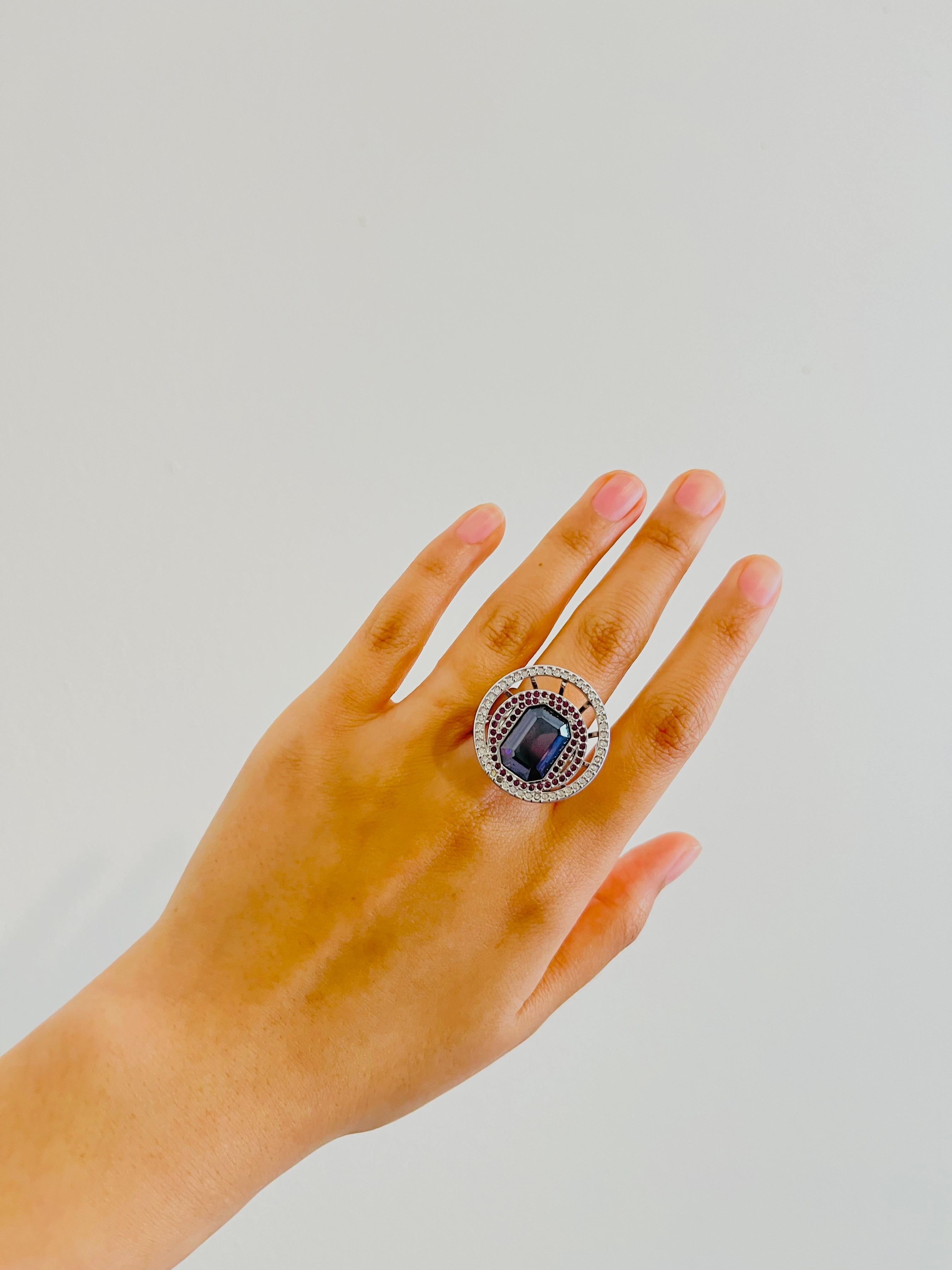 Women's or Men's Swarovski Anello Planet Amethyst Crystal Circle Octagonal Cocktail Ring Size 55 For Sale