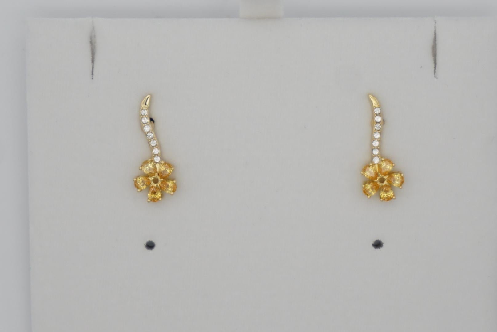 Swarovski Atelier Flower Yellow Exquisite White Crystals Pierced Gold Earrings For Sale 8