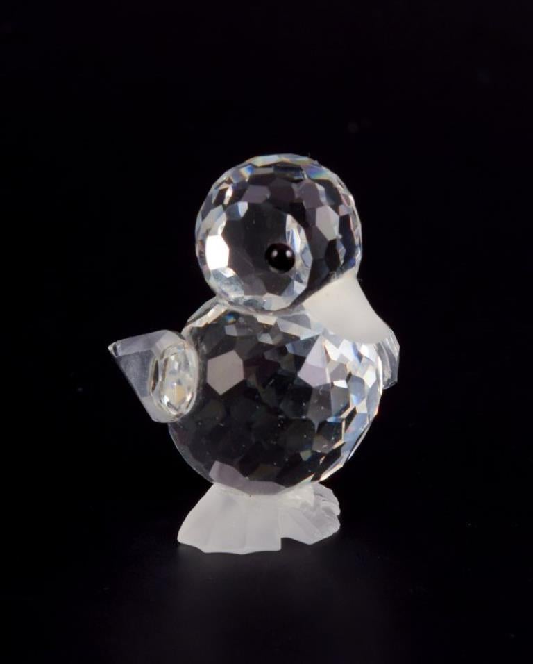 Swarovski, Austria.
Quattro statuette di uccelli in miniatura in vetro cristallo sfaccettato.
Contrassegnato.
Approssimativamente dagli anni '80.
Condizioni perfette.
Il più alto: H. 3,5 cm x L. 2,0 cm.