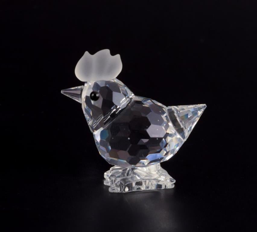 Swarovski, Austria.
Quattro figure in miniatura in cristallo sfaccettato.
Gallo, gallina, pellicano e oca.
Contrassegnato.
Approssimativamente dagli anni '80.
Condizioni perfette. Al gallo manca un occhio.
Gallo: H. H. 4,5 cm x L. 4,0 cm.