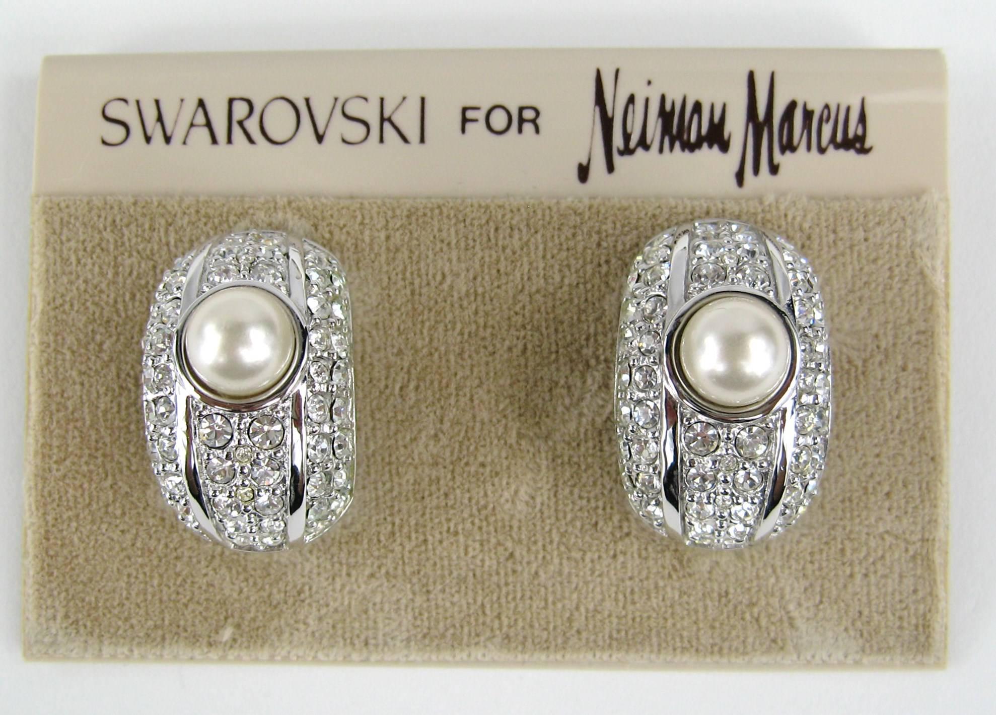 Women's Swarovski Bezel Crystal & Pearl Clip on Earrings New, Never worn - 1980s For Sale