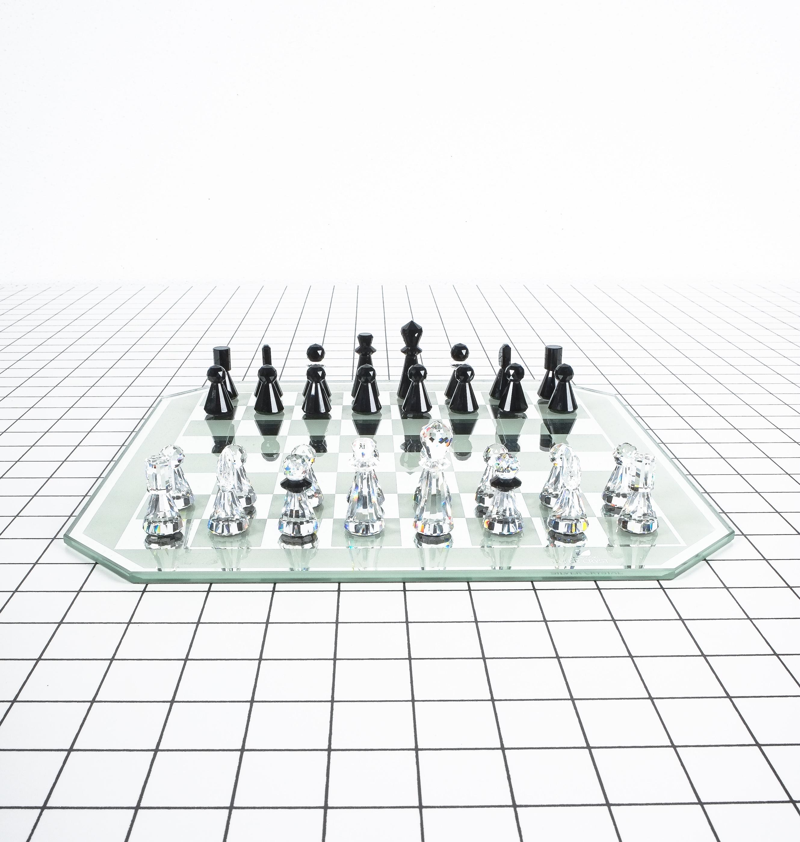 Contemporary Swarovski Chess Set Silver Crystal Glass Gift Box Original, Austria