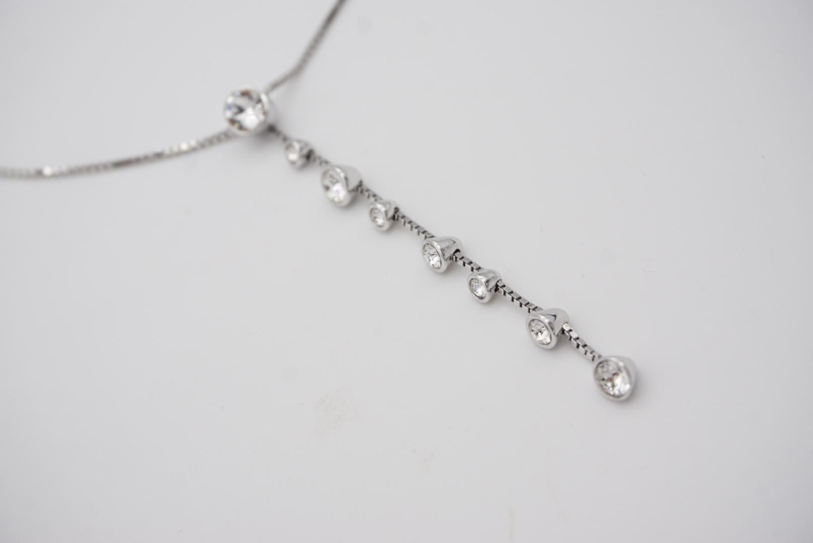 Swarovski Clear Round Crystals Dangle Floating Y Chain Collana lunga in argento in vendita 9