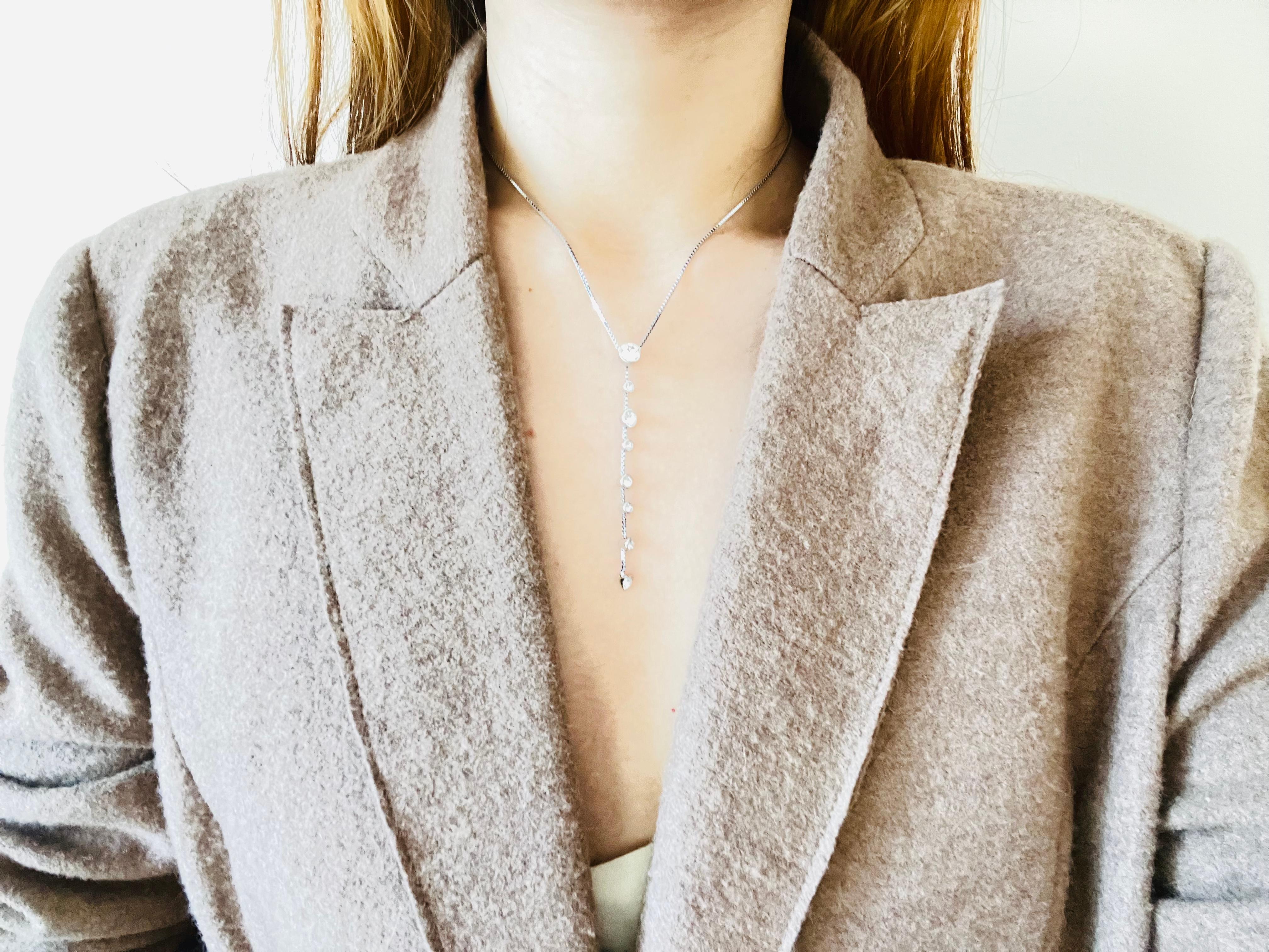 Swarovski Clear Round Crystals Dangle Floating Y Chain Collana lunga in argento in vendita 3