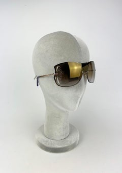 Gafas de sol con cristales Swarovski Cole moradas y doradas de gran tamaño