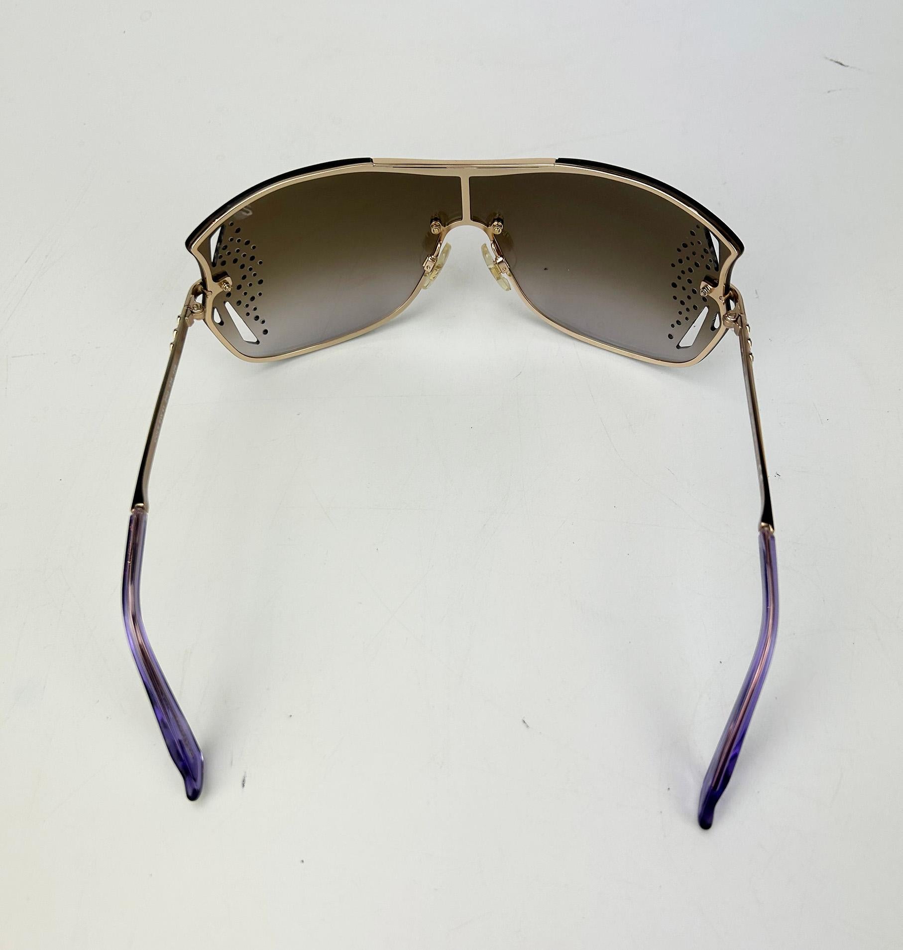 Swarovski Cole Sonnenbrille mit lila und goldenen Kristallen und übergroßen Gläsern im Angebot 1