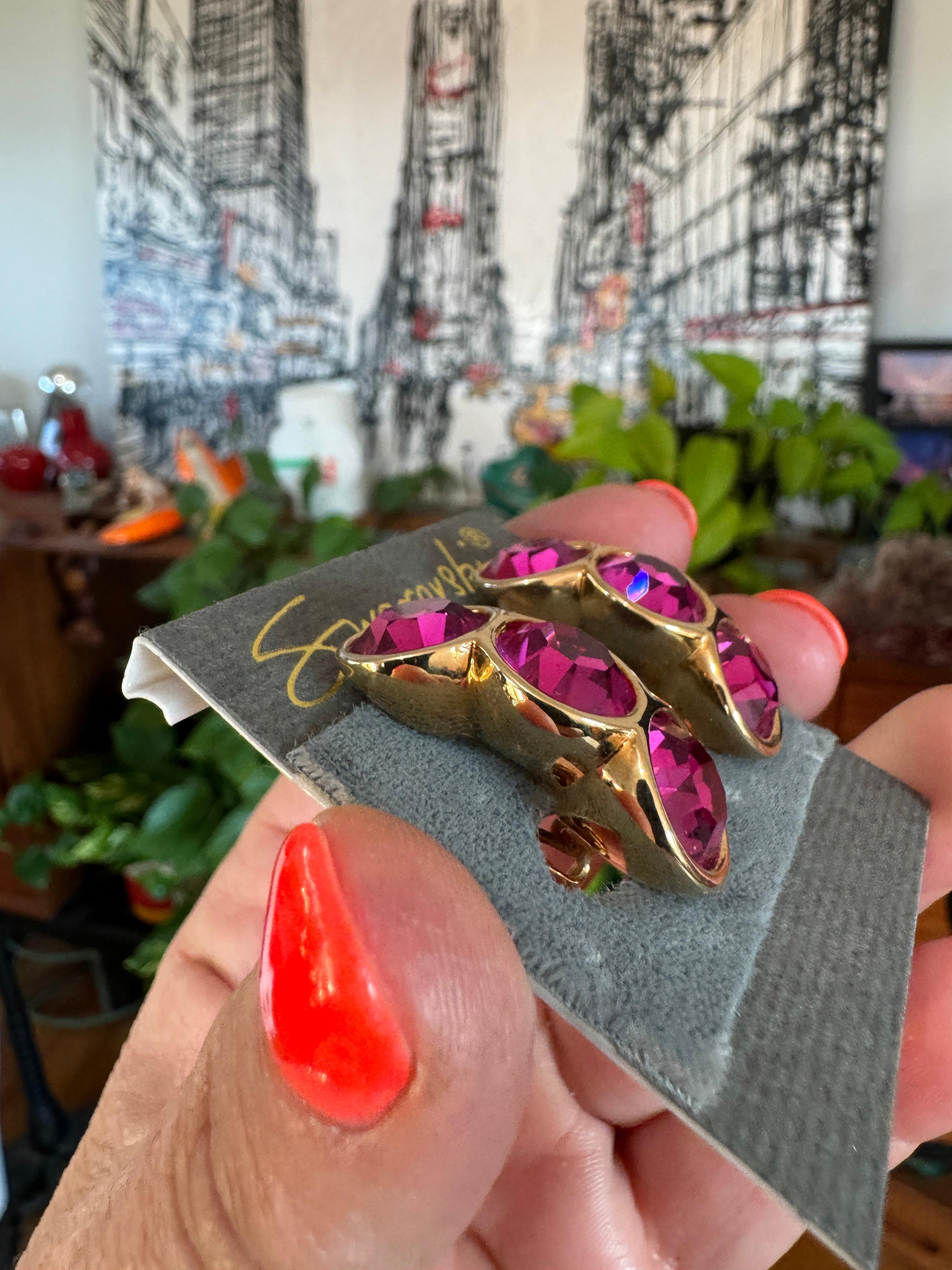 Orecchini con castone di cristallo SWAROVSKI, mai indossati, anni '80 in vendita 4