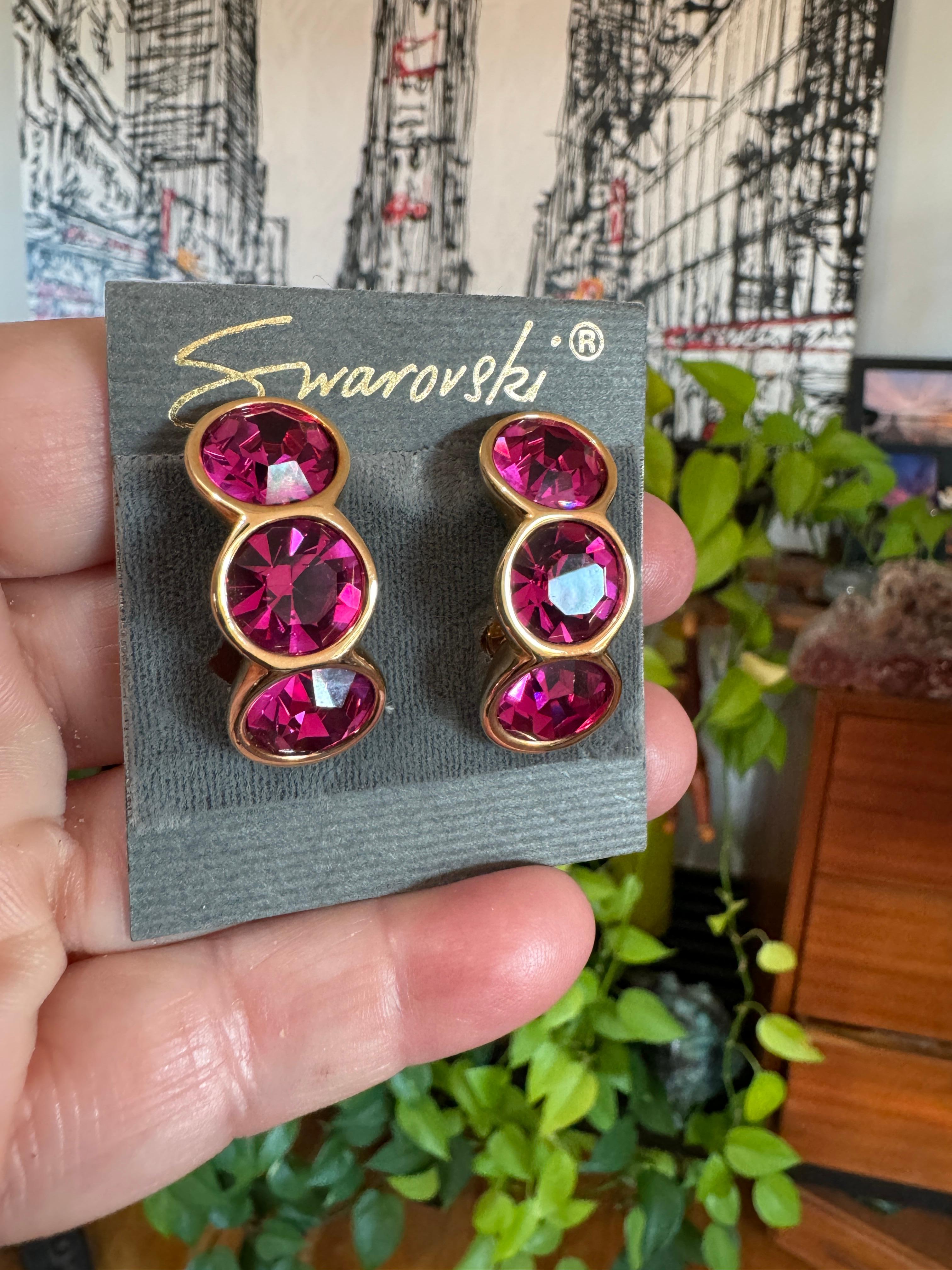 Orecchini con castone di cristallo SWAROVSKI, mai indossati, anni '80 in vendita 3