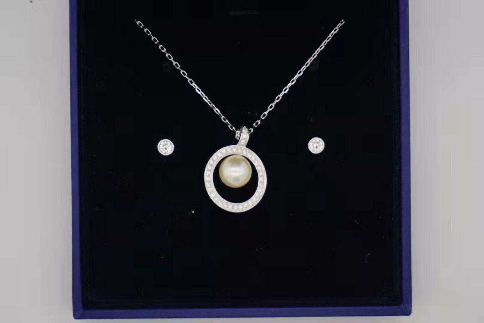 Art Deco Swarovski Crystals Circle Round White Pearls Silver Necklace Earrings Gift Set  For Sale