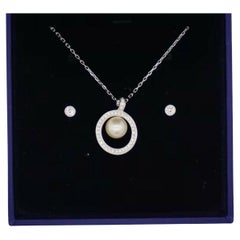 Swarovski Crystals Circle Round White Pearls Silver Necklace Earrings Gift Set 