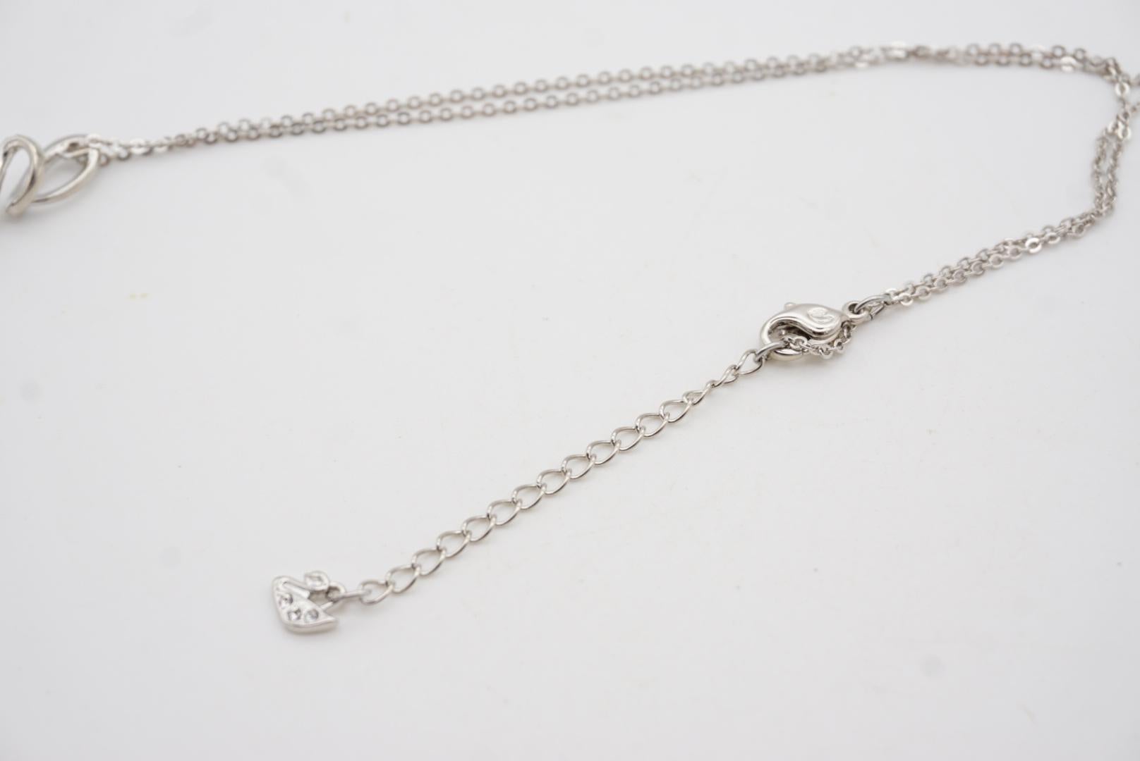 Swarovski Dangle White Round Pearl Crystals Spiral Hook Pendant Collana d'argento in vendita 10