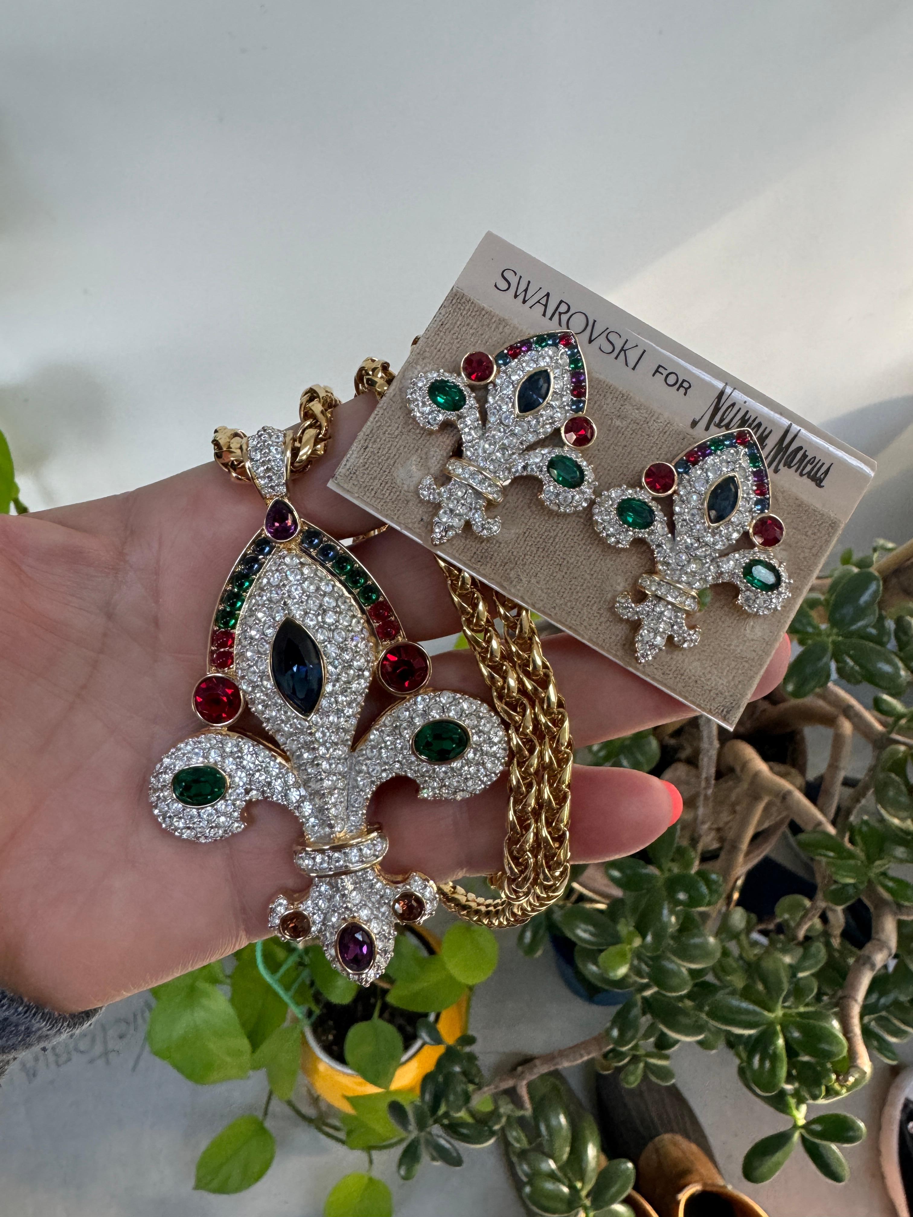 Women's Swarovski jeweler's collection Fleur De Lis Earrings & Necklace