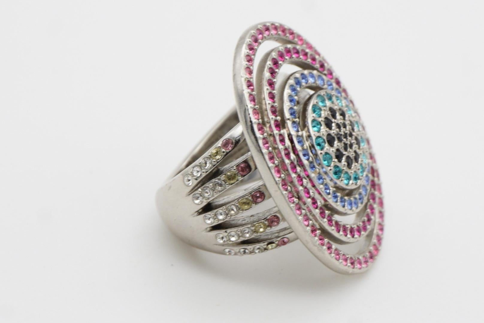 Swarovski Bague cocktail de luxe en cristals arc-en-ciel ovale ajouré et épaisse Nirvana en vente 7
