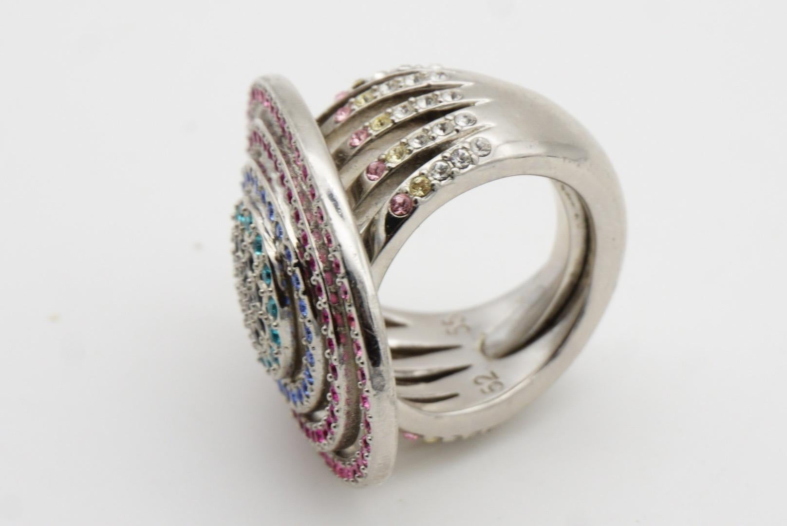 Swarovski Bague cocktail de luxe en cristals arc-en-ciel ovale ajouré et épaisse Nirvana en vente 11