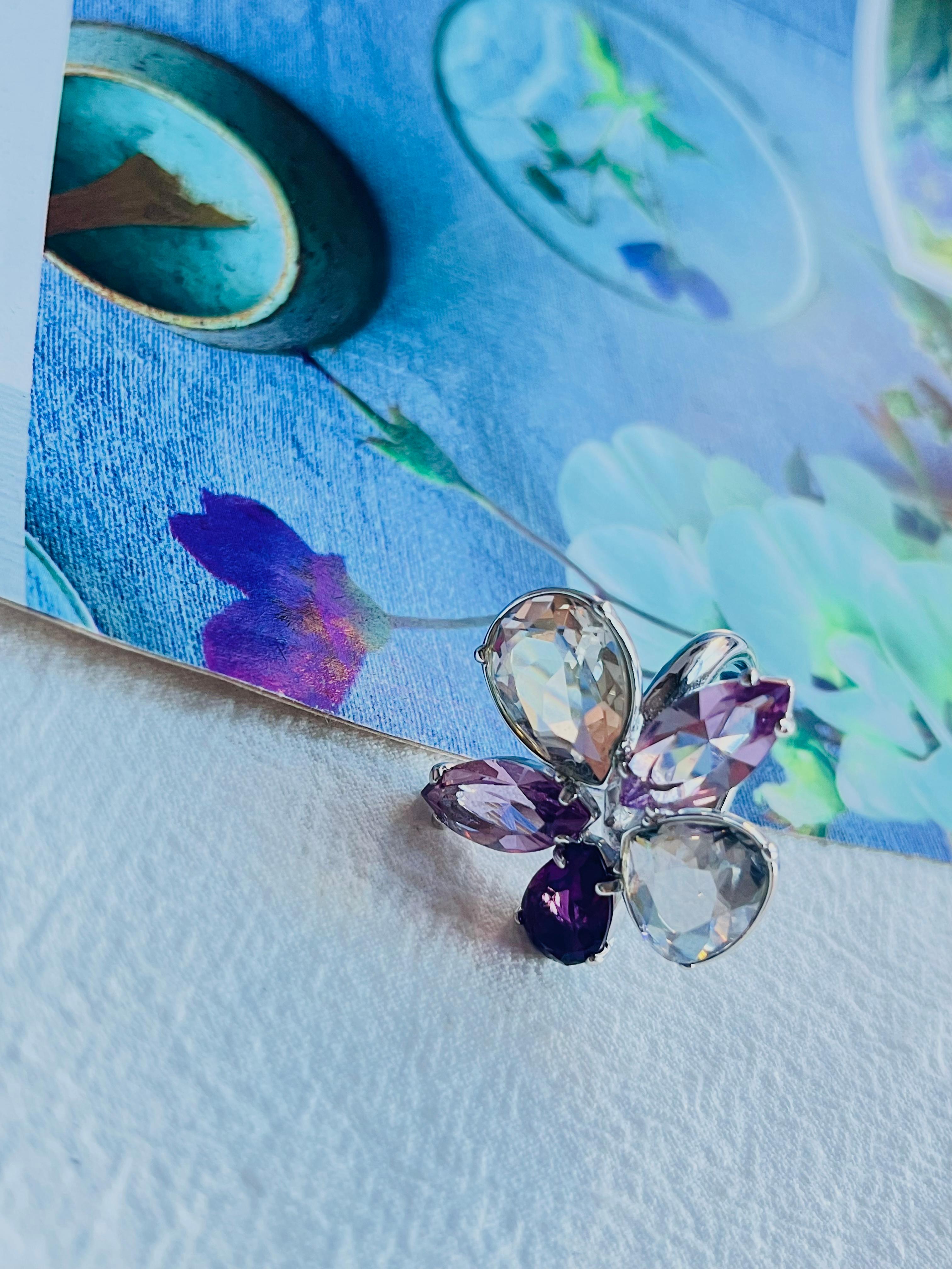 Swarovski Nirvana Cocktail Clear Purple Crystal Flower Ring, Silver, Size 55 In Excellent Condition For Sale In Wokingham, England