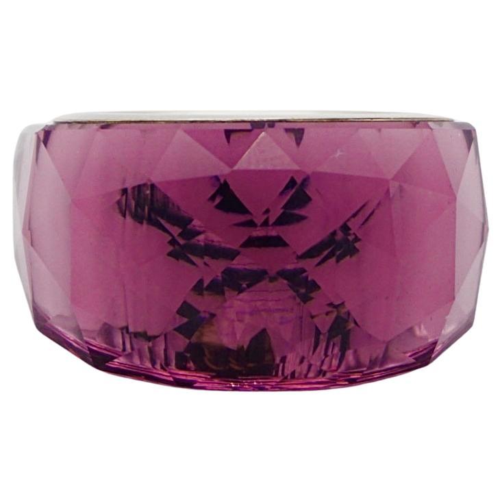 Very excellent condition. 100% genuine. 

Size: 52, diameter 16.4 mm, UK L.

Material: Stainless Steel.

_ _ _

Great for everyday wear. Come with velvet pouch and beautiful package.

Makes the perfect gift for Teens, Sisters, Friends, Girlfriends,