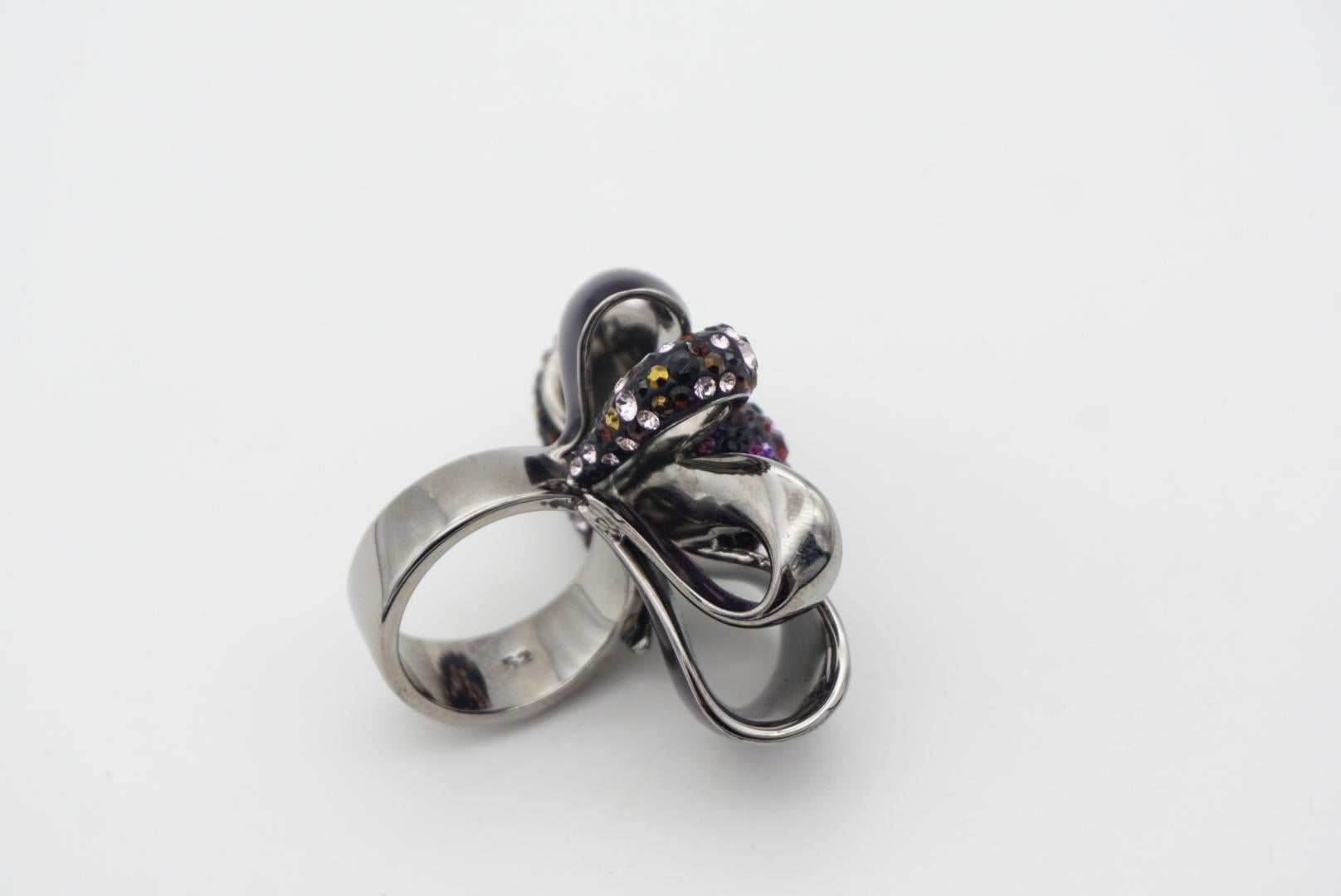 Aesthetic Movement Swarovski Nirvana Cocktail Purple Flower Ribbon Bow Ring, Silver Plated, Size 52 For Sale