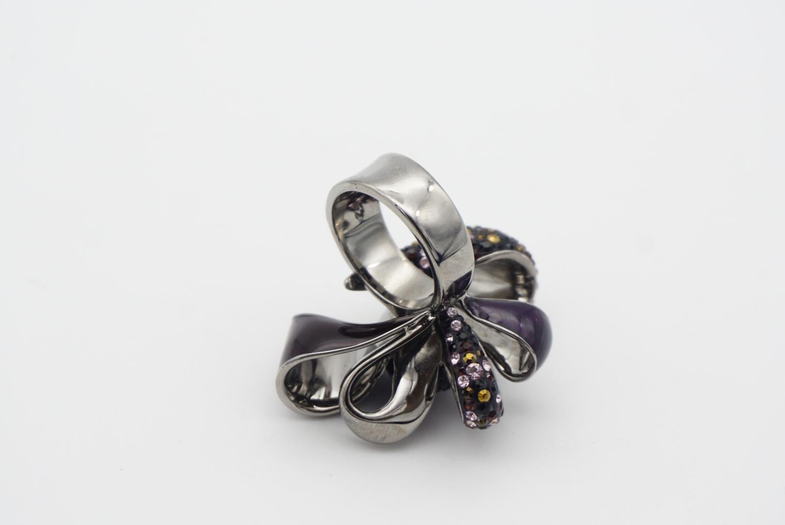 Swarovski Nirvana Cocktail Purple Flower Ribbon Bow Ring, Silver Plated, Size 52 In Excellent Condition For Sale In Wokingham, England
