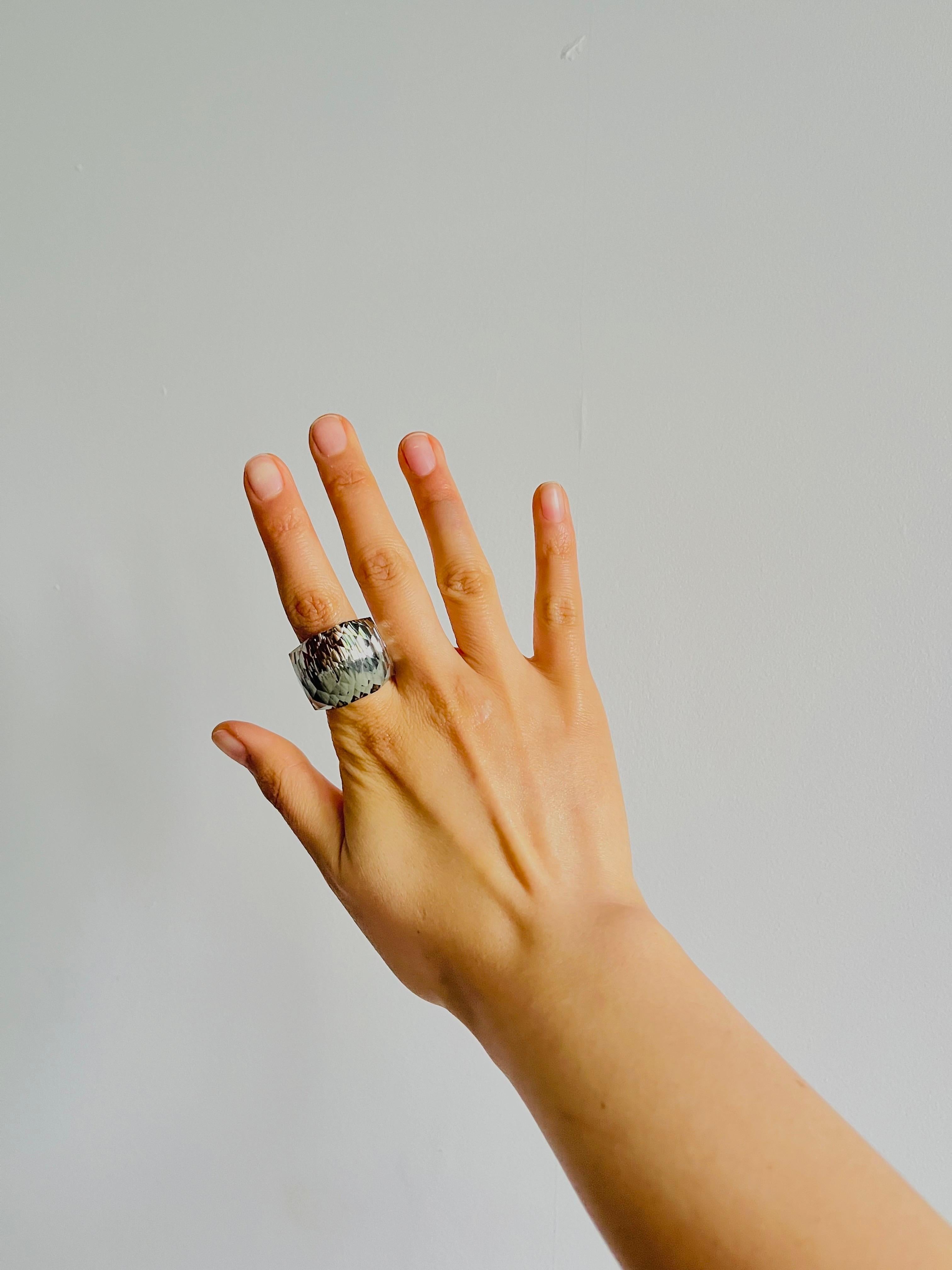 Women's or Men's Swarovski Nirvana Fully Cut Crystal Grey Clear Cocktail Ring Silver, Size 58 Box