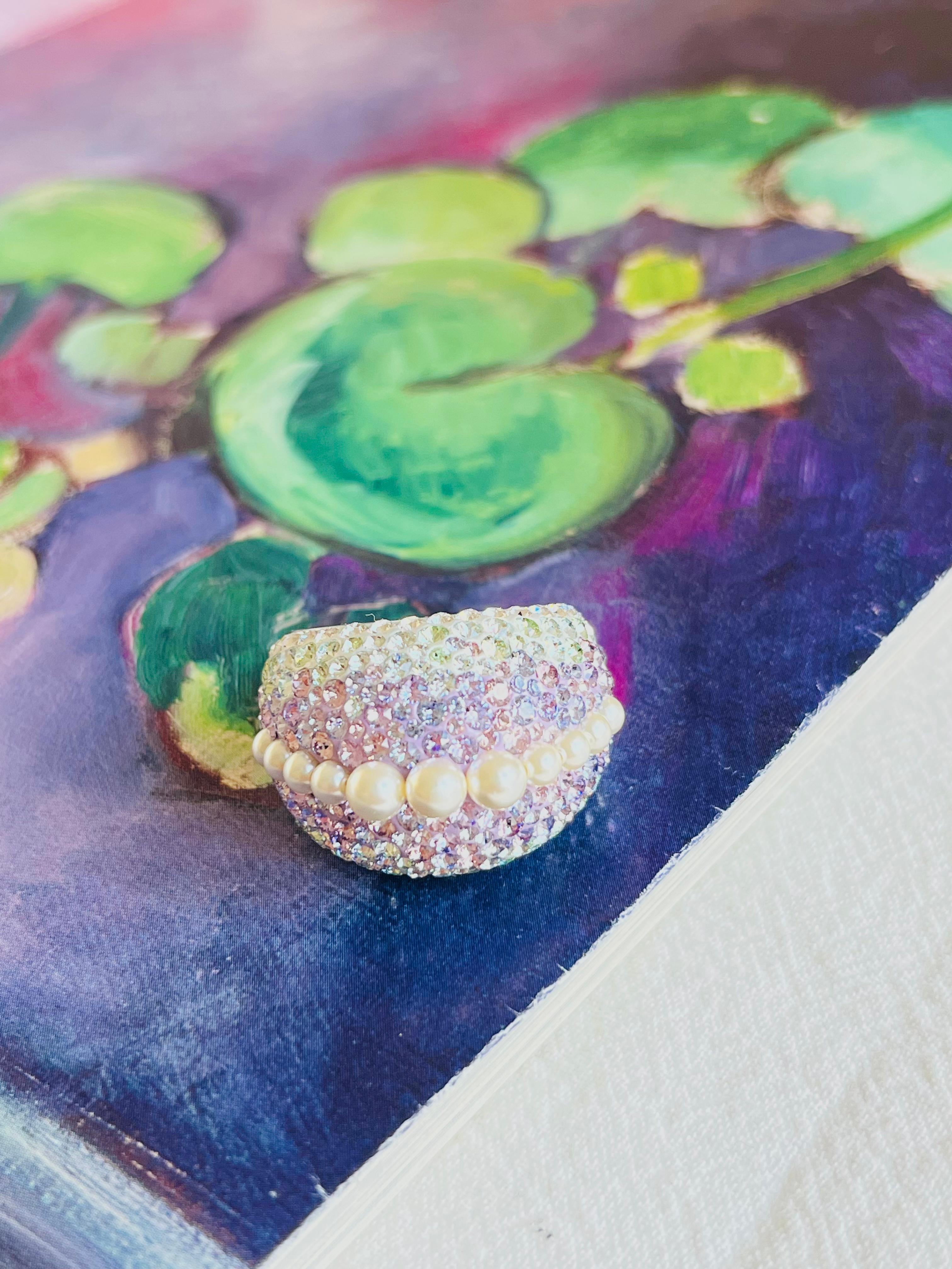 Bague épaisse en cristal lilas et perles blanches paillettes Swarovski Nirvana, 52 Pour femmes en vente