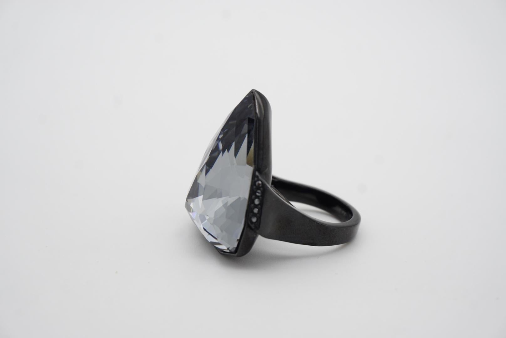 Swarovski Nirvana Triangle Crystals Black Curiosa Cocktail Ring, Size 55, UK N In Excellent Condition In Wokingham, England