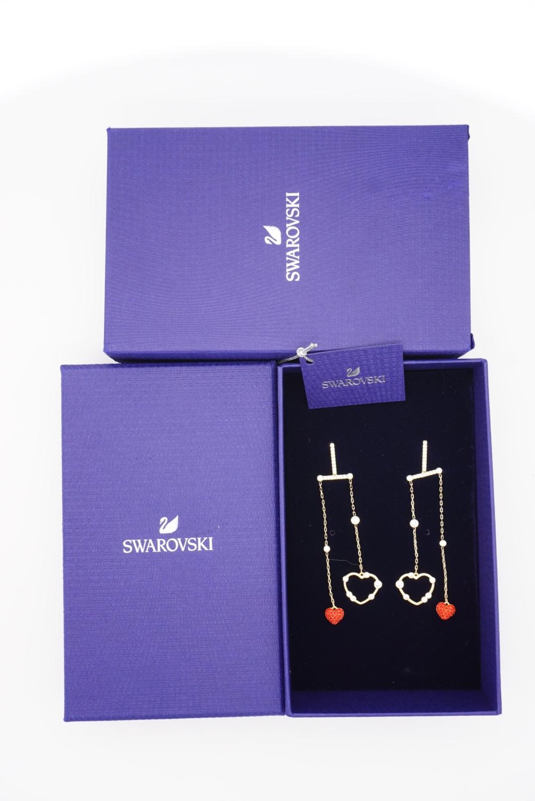 Swarovski OXO Red Heart Hove Chandelier Mobile Pierced Gold Drop Earrings, BNWT For Sale 3