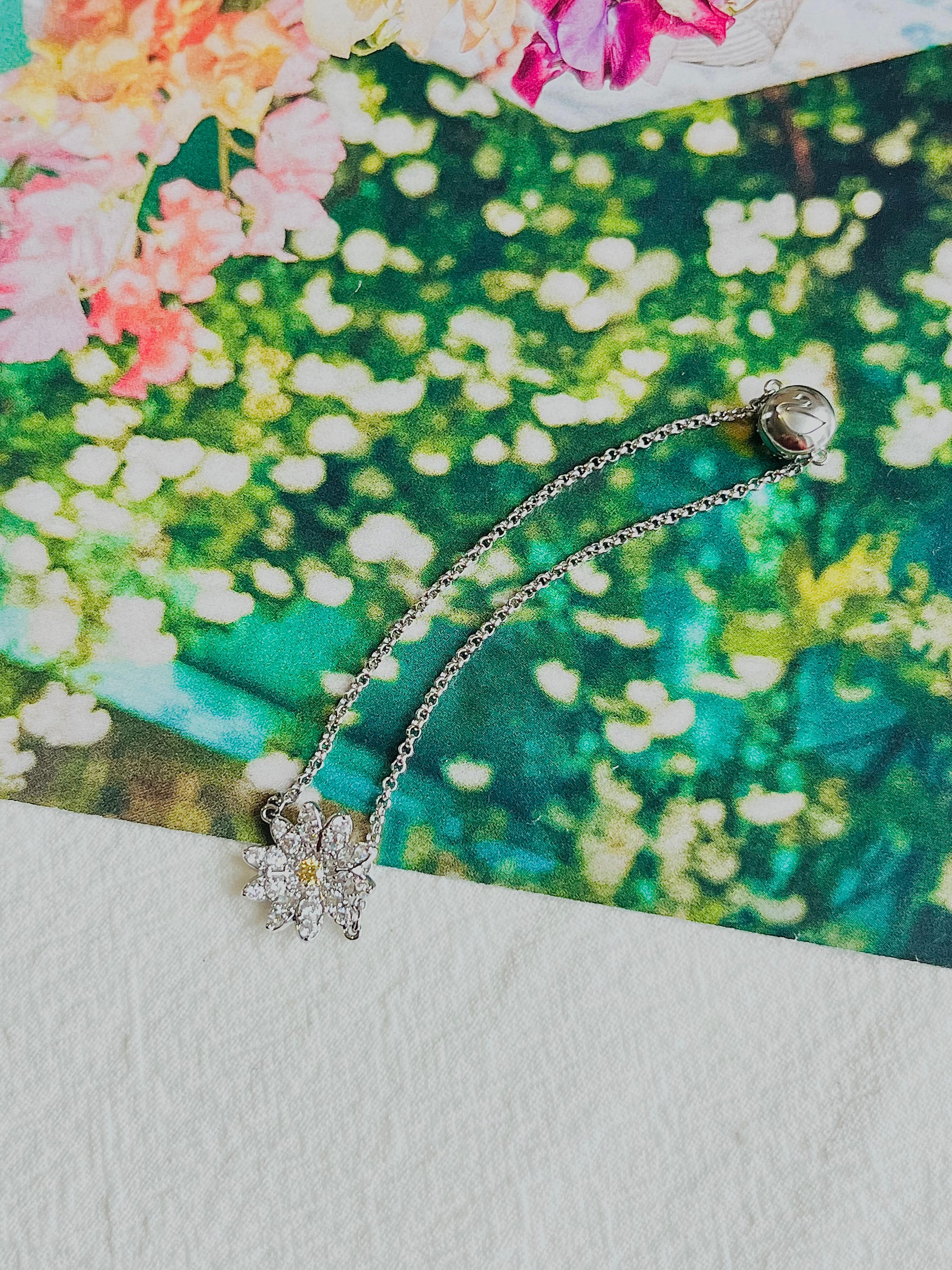 Swarovski Remix Flower Daisy Yellow Crystals Strand White Rhodium Bracelet In New Condition In Wokingham, England