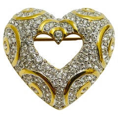 SWAROVSKI broche de diseño corazón con cristales dorados firmado