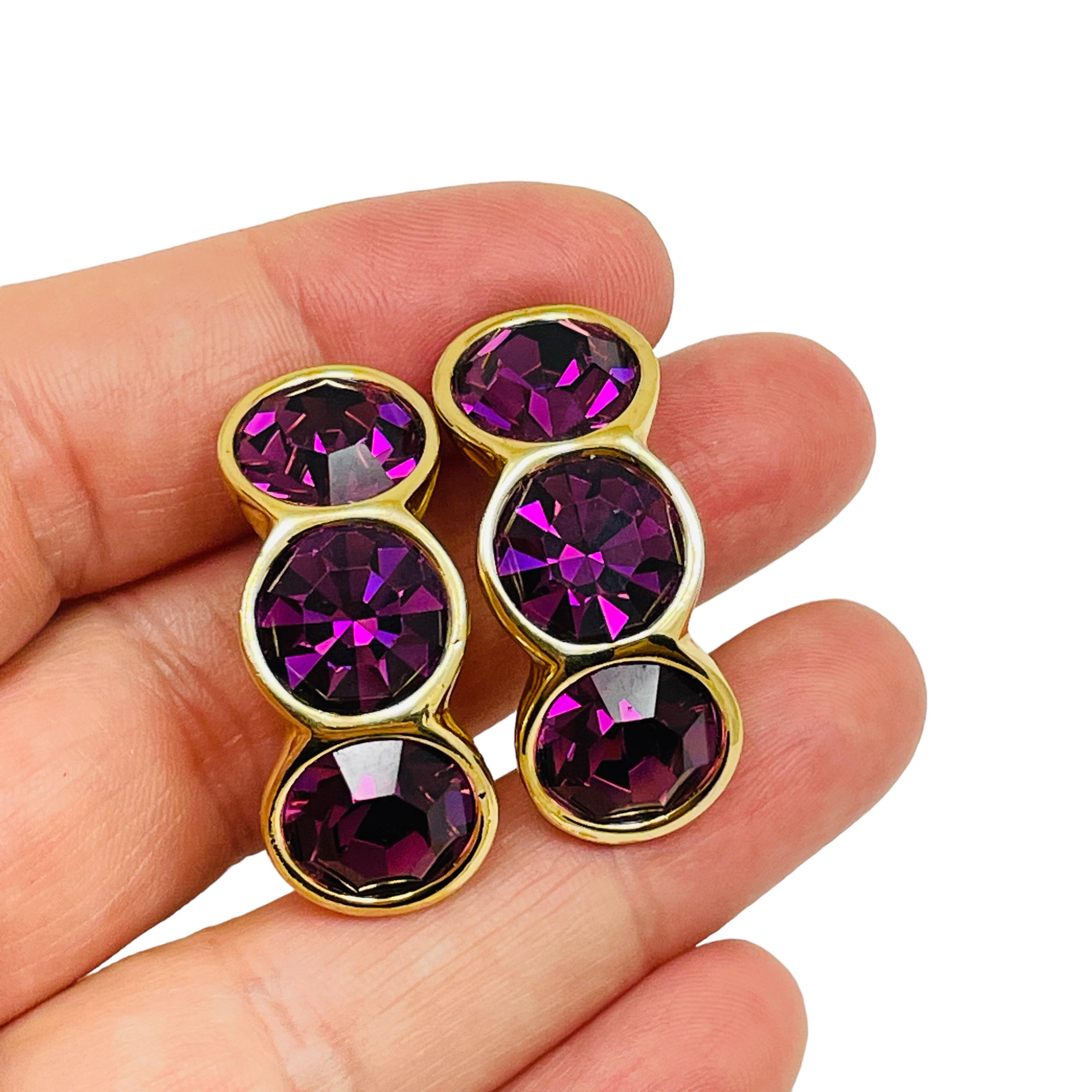 SWAROVSKI signiert Vintage vergoldet Amethyst Kristalle Designer Clip auf Ohrringe im Angebot 1