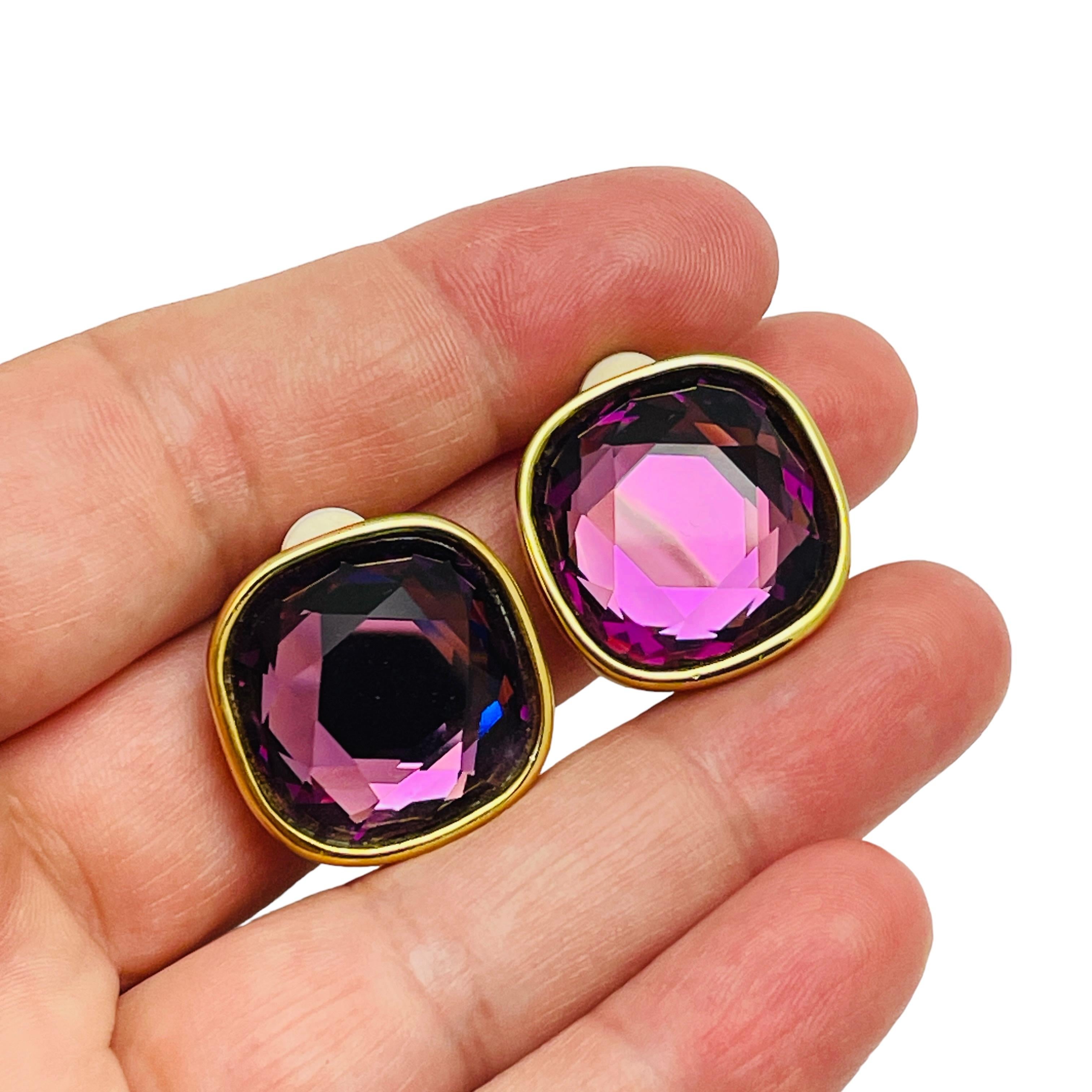 SWAROVSKI signierte Vintage-Ohrringe mit vergoldetem Amethyst-Kristall-Designer-Clip auf Ohrringen Damen im Angebot