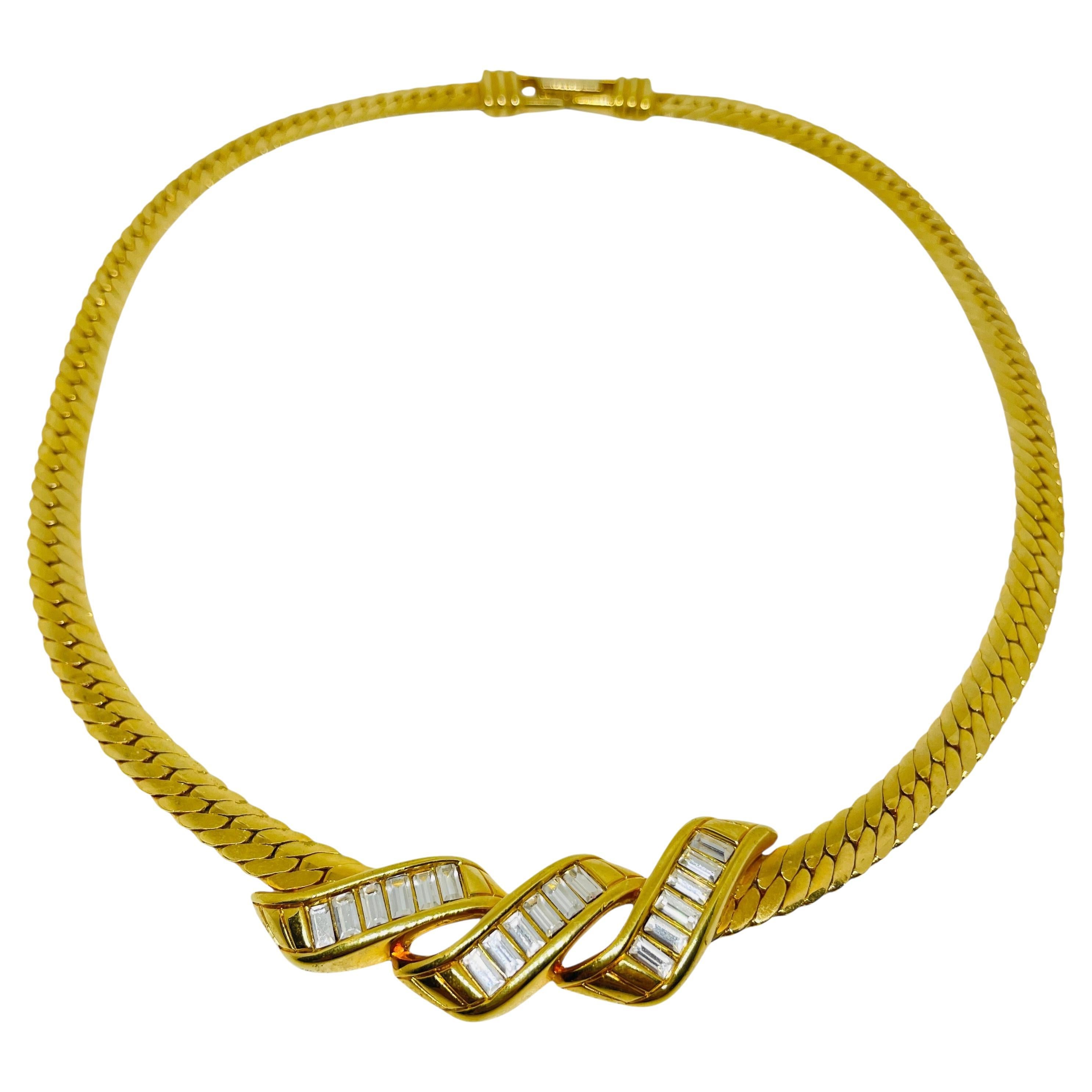 Swarovski ha firmato una collana vintage con cristalli placcati oro di design