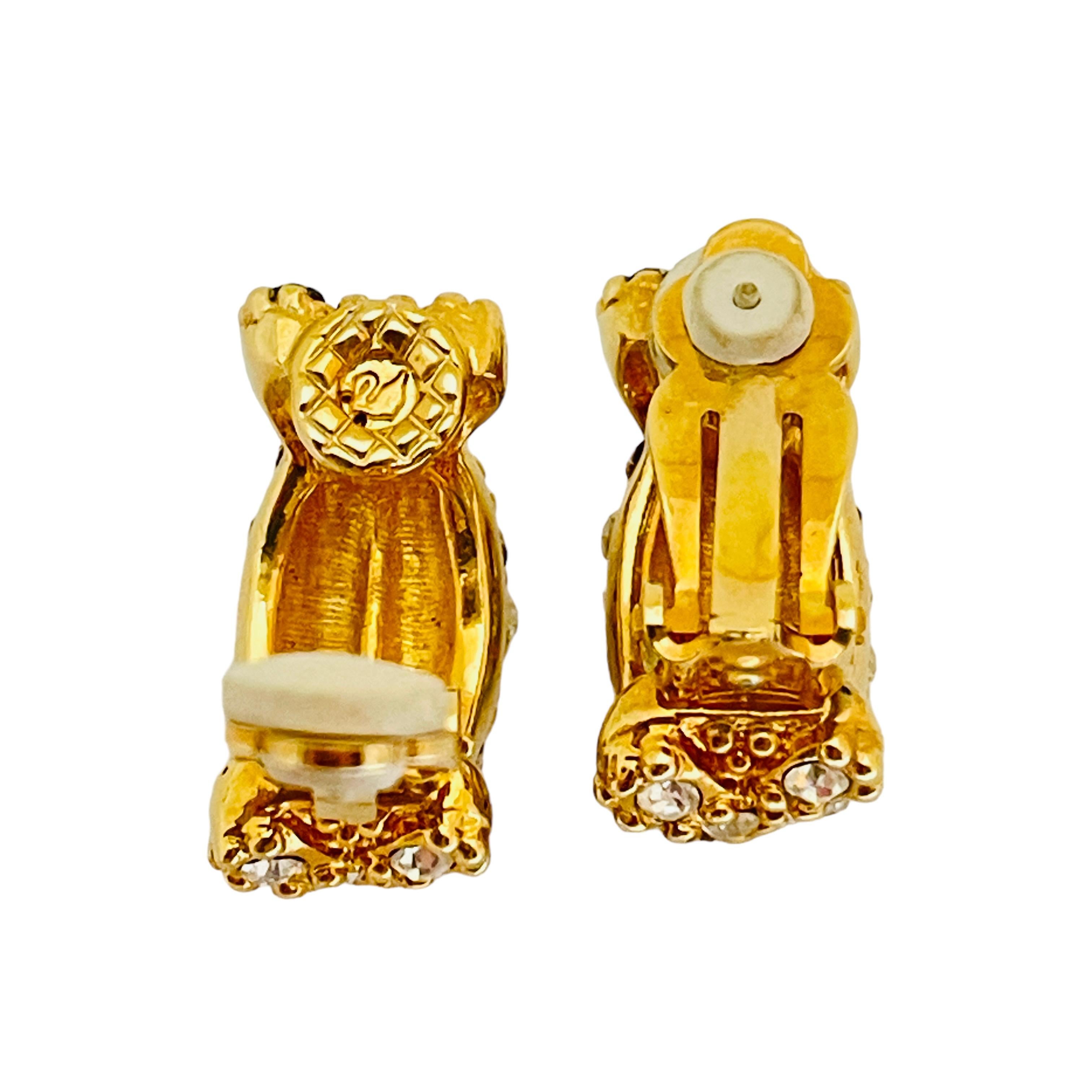 SWAROVSKI signed vintage gold plated crystals designer runway clip on earrings In Good Condition For Sale In Palos Hills, IL