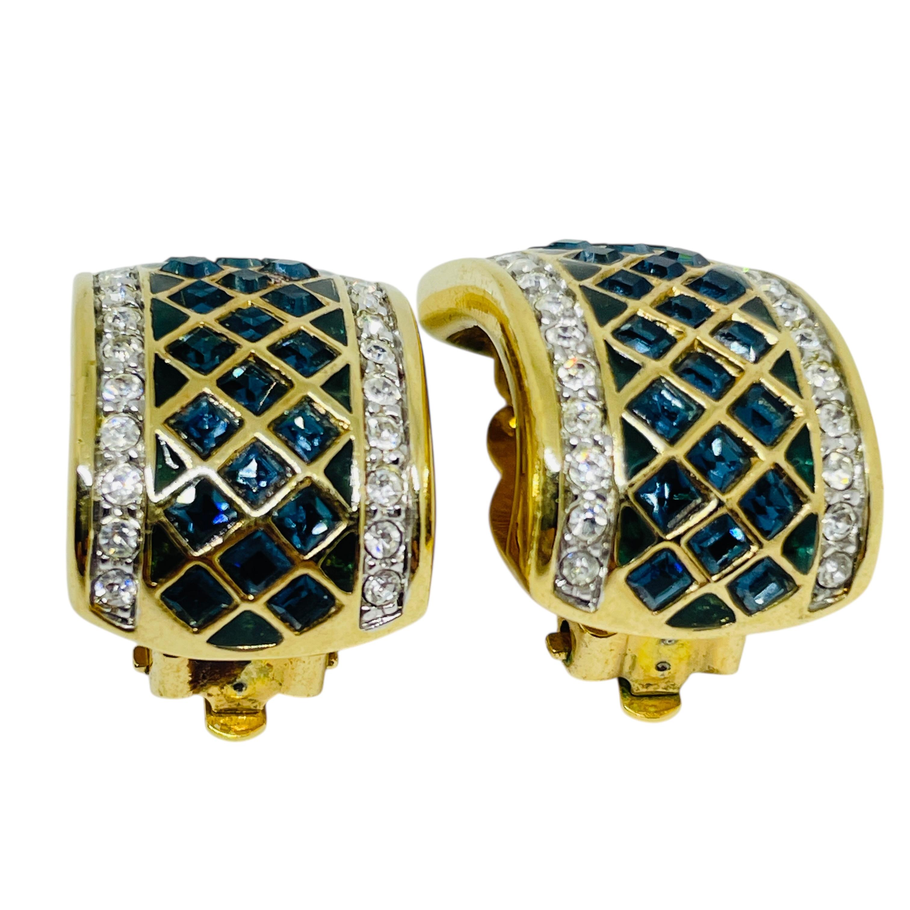 SWAROVSKI signiert Vintage vergoldet Saphir Kristalle Designer Clip auf Ohrringe für Damen oder Herren im Angebot