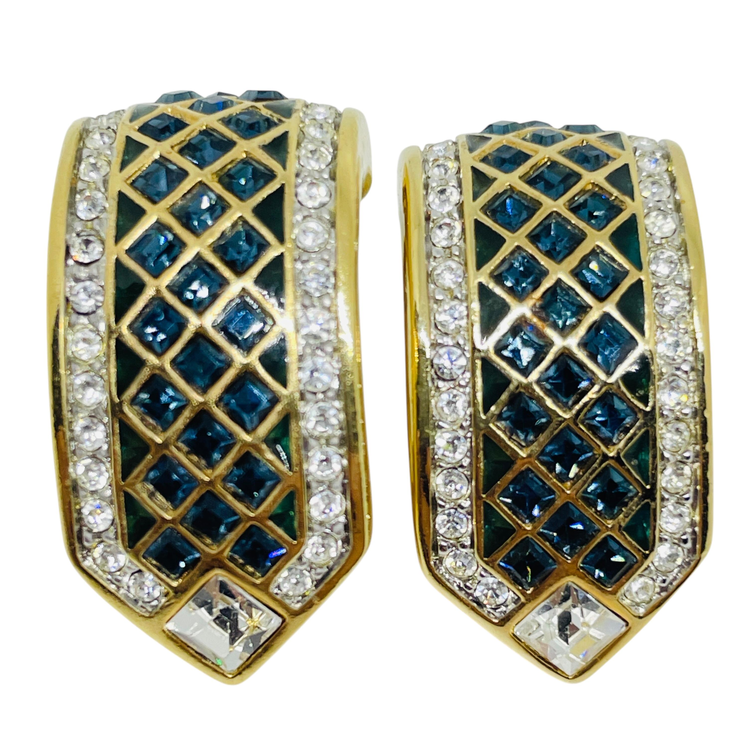 SWAROVSKI signiert Vintage vergoldet Saphir Kristalle Designer Clip auf Ohrringe im Angebot 1