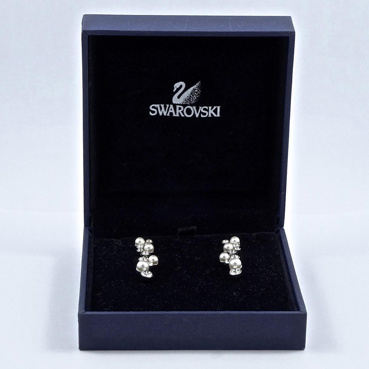 Swarovski Silver Tone Clear Crystal and White Faux Pearl Swan Logo Drop Earrings In Good Condition For Sale In London, GB