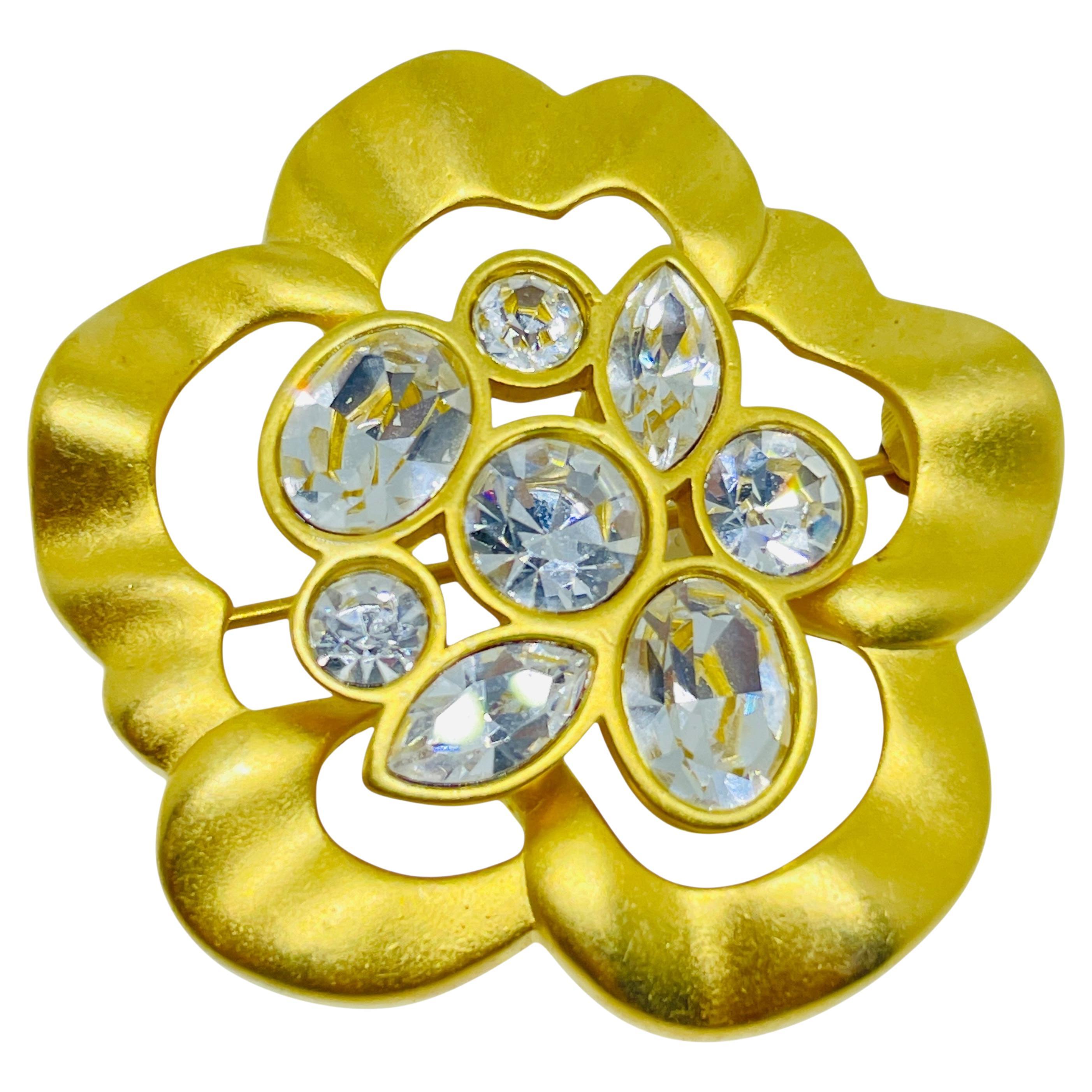 SWAROVSKI logo cygne signé vintage cristaux plaqué or broche designer