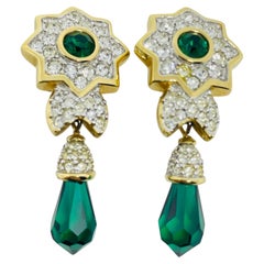 SWAROVSKI cisne firmado chapado en oro esmeralda cristal gota diseñador clip en pendientes