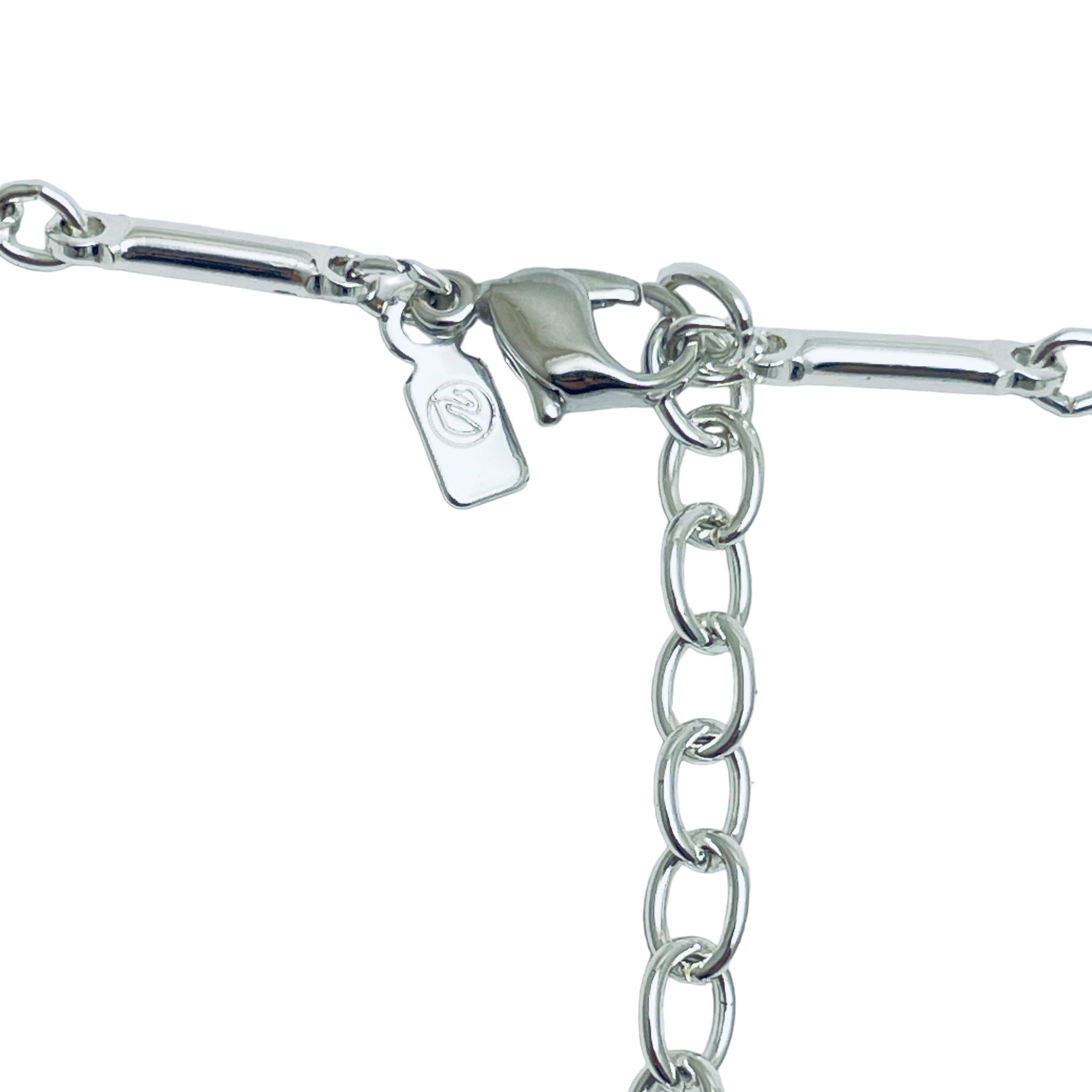 Collana firmata SWAROVSKI swan con cristalli placcati in argento In condizioni buone in vendita a Palos Hills, IL