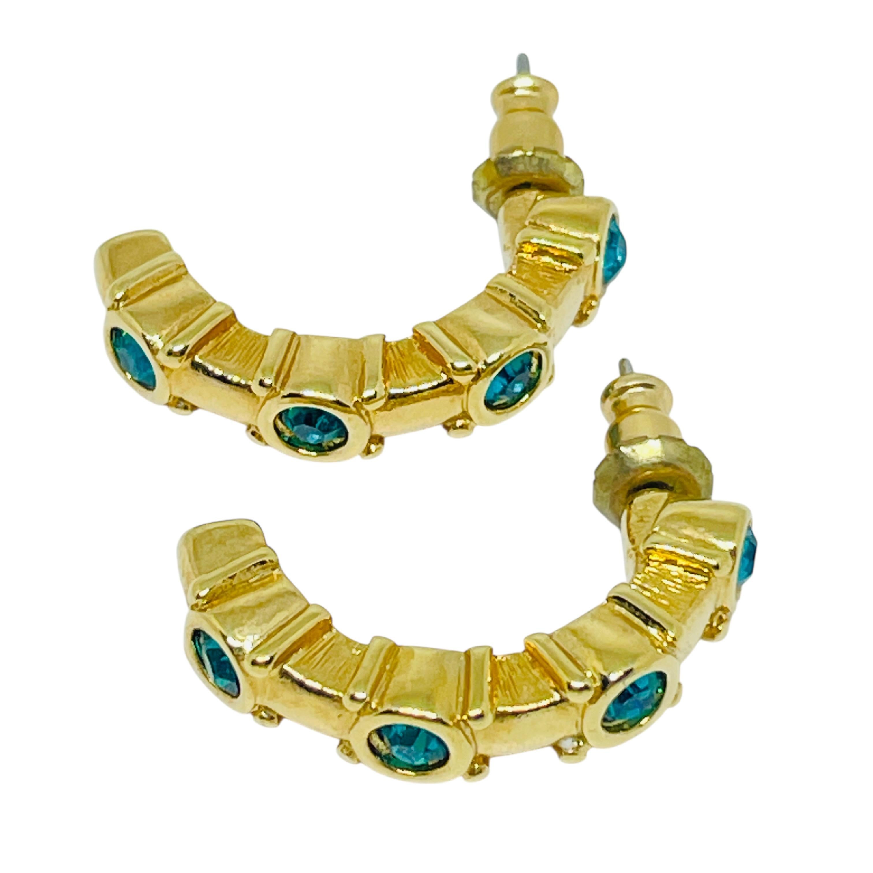 Women's or Men's SWAROVSKI swan signed vintage gold emerald crystals designer small hoop earrings For Sale