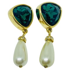 SWAROVSKI swan signed vintage gold. plated emerald crystal drop pearl earrings