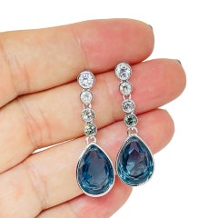 Orecchini pendenti di design Swarovski vintage con cigno, in argento e cristalli blu