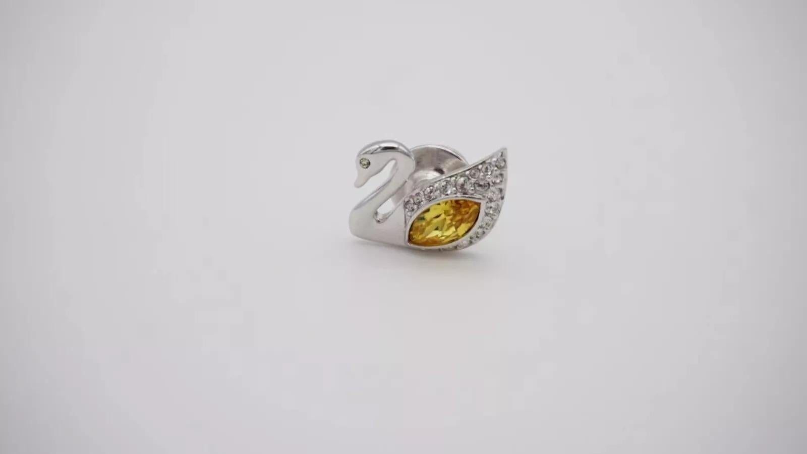 Swarovski Vintage Classic Crystals Iconic Swan Yellow Silver Brooch Pin For Sale 6