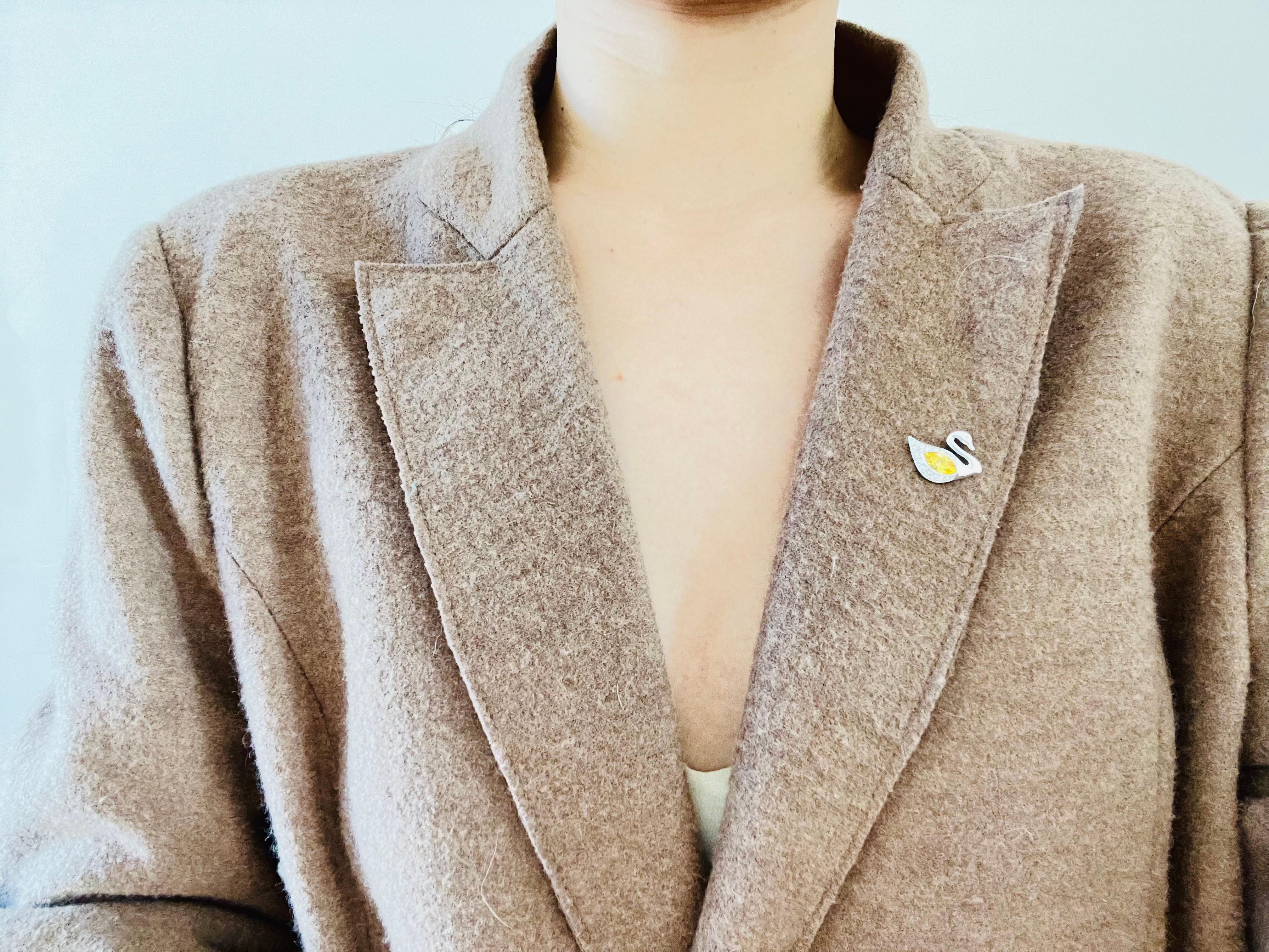 Women's or Men's Swarovski Vintage Classic Crystals Iconic Swan Yellow Silver Brooch Pin
