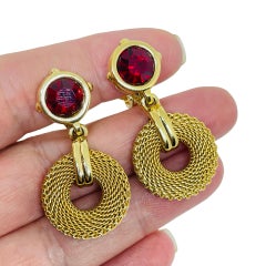 SWAROVSKI vintage gold plated red crystal dangle designer clip on earrings