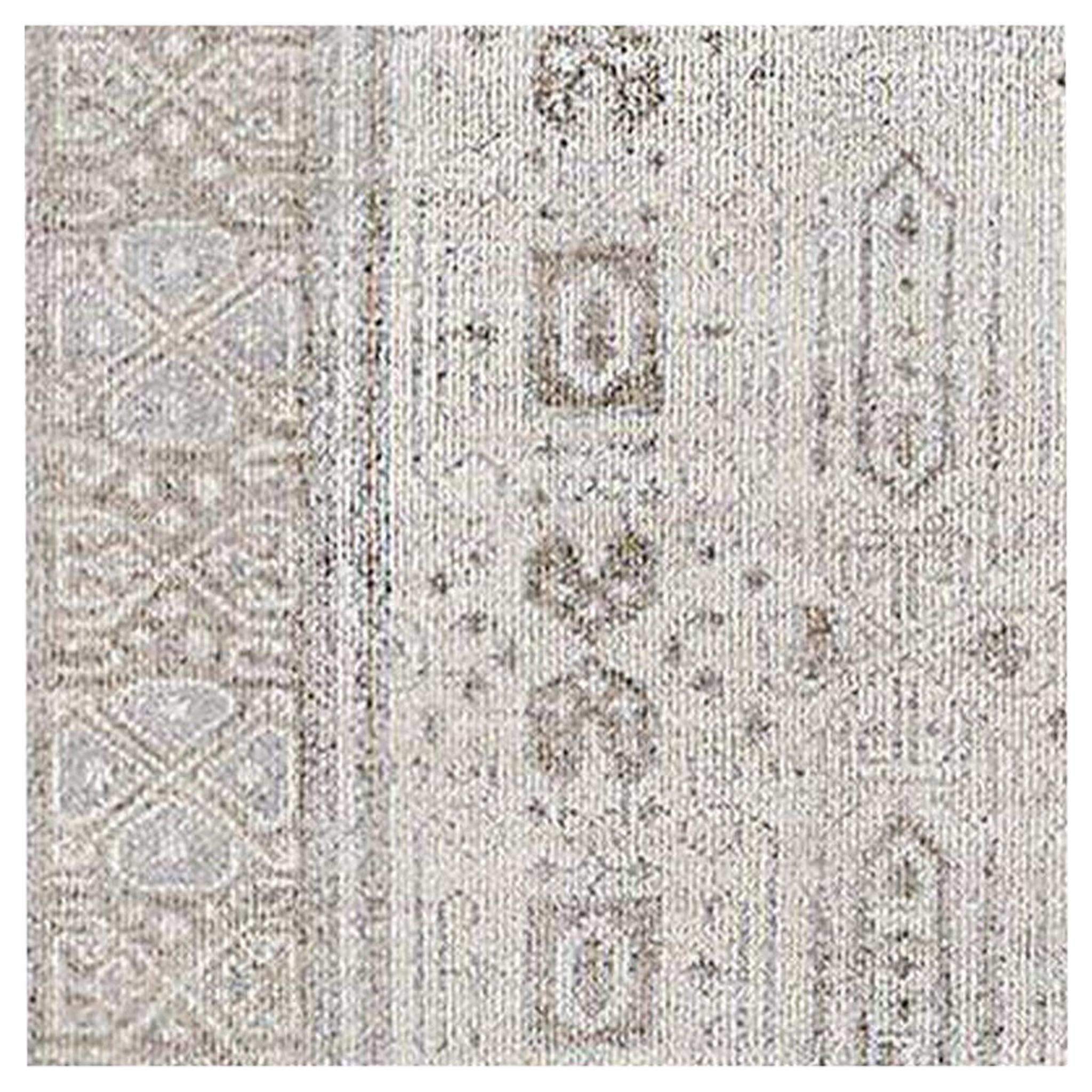 Swatch for Mariposa Rug in Silver by Ben Soleimani For Sale