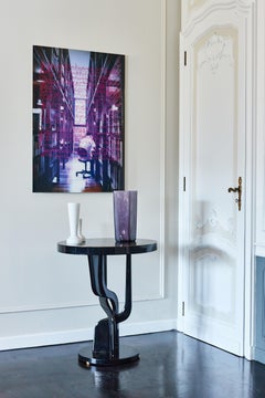 21° secolo "Sway" Gueridon nero laccato nero lucido e Wood Wood scuro