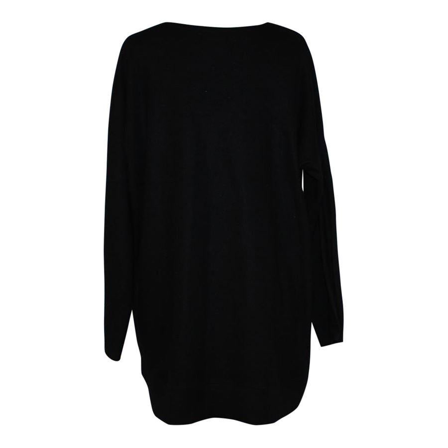 Wool Black color long sleeves Overfit Shoulder / hem length cm 77 (30.31 inches)
