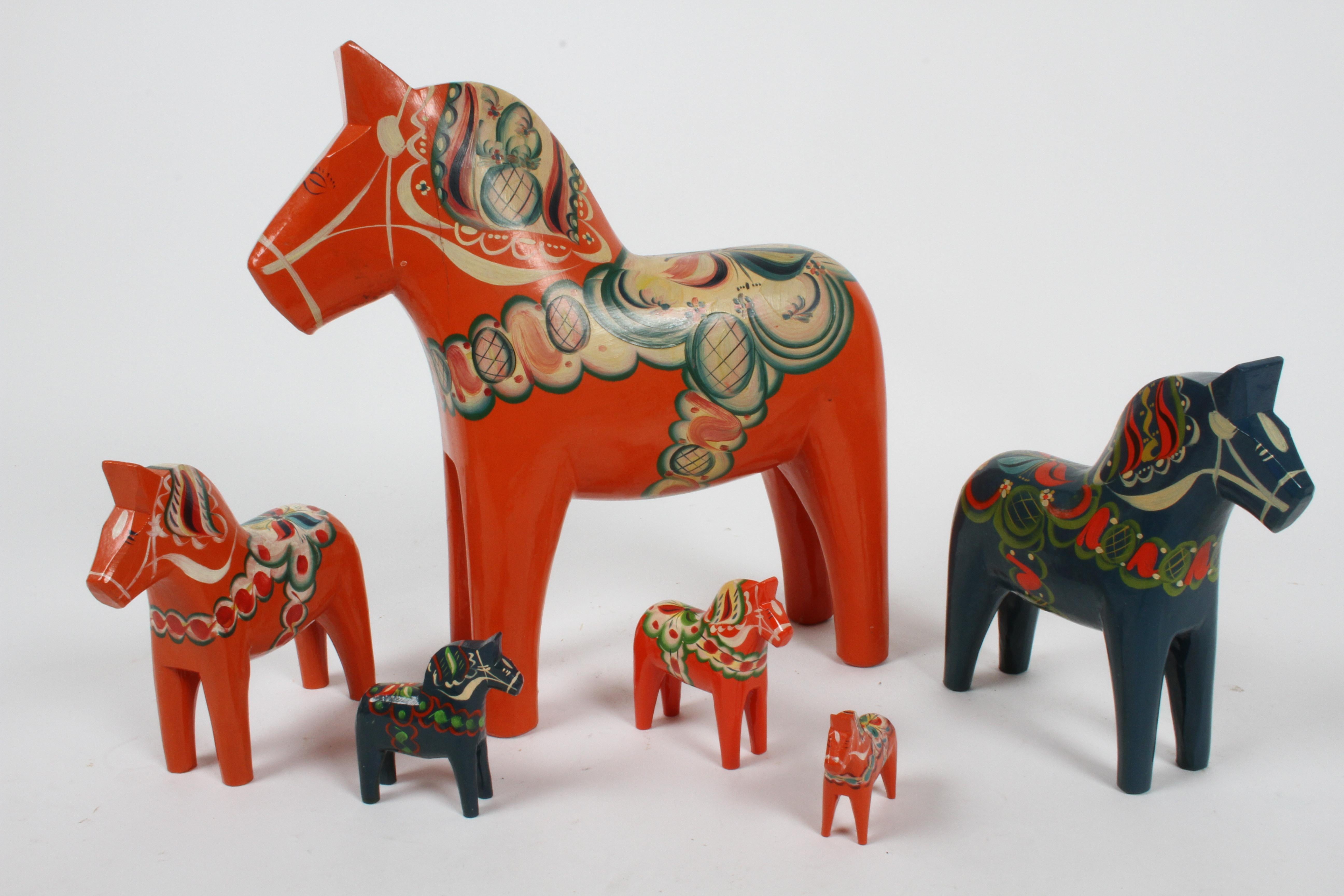 Sweden Folk Art, Collection of Six Vintage Swedish Dala Horses by Nils Olsson In Good Condition In St. Louis, MO