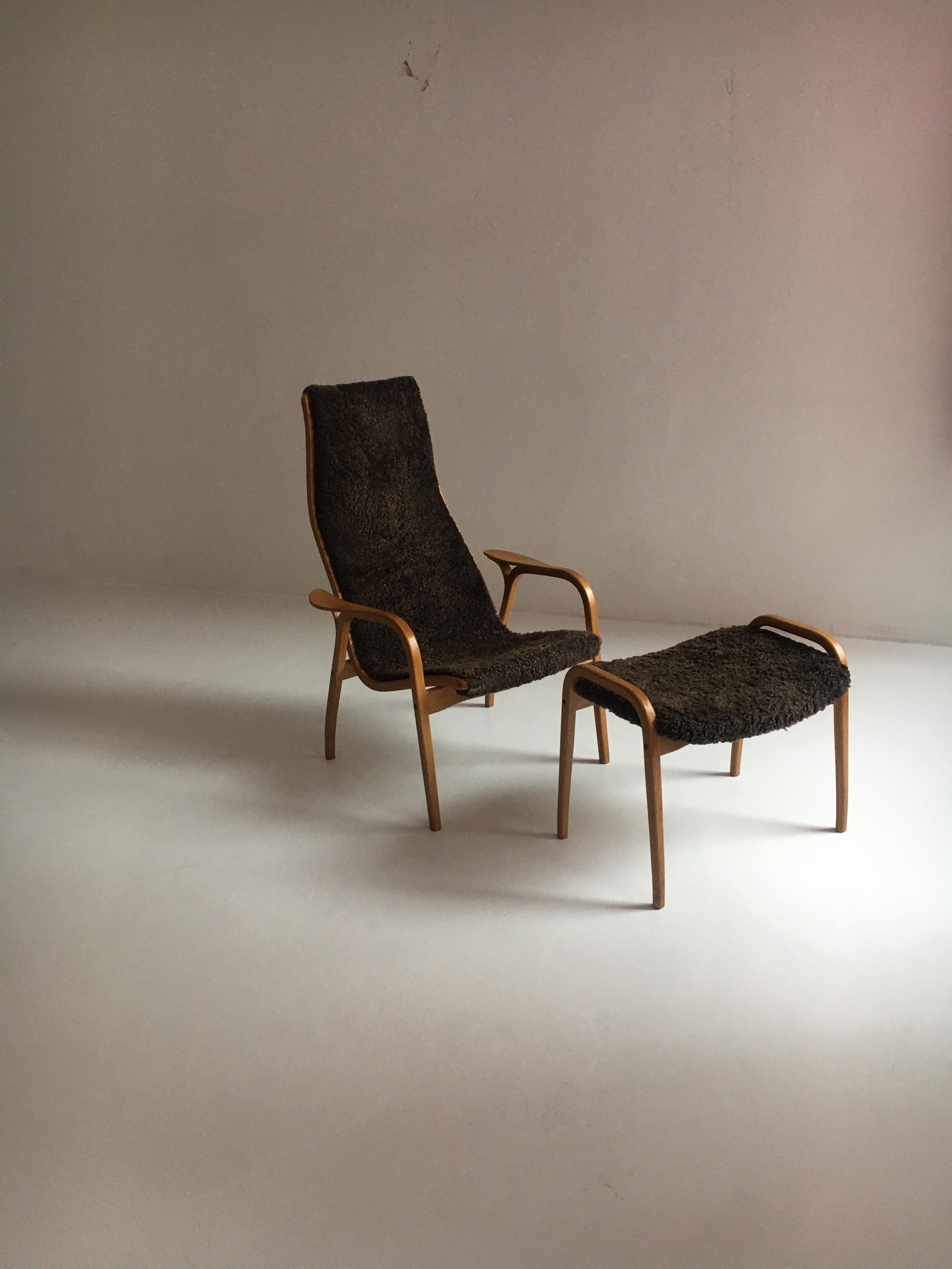 Swedese Yngve Ekström Lamino Sheepskin Easy Chair with Ottoman, Sweden, 1960s 5
