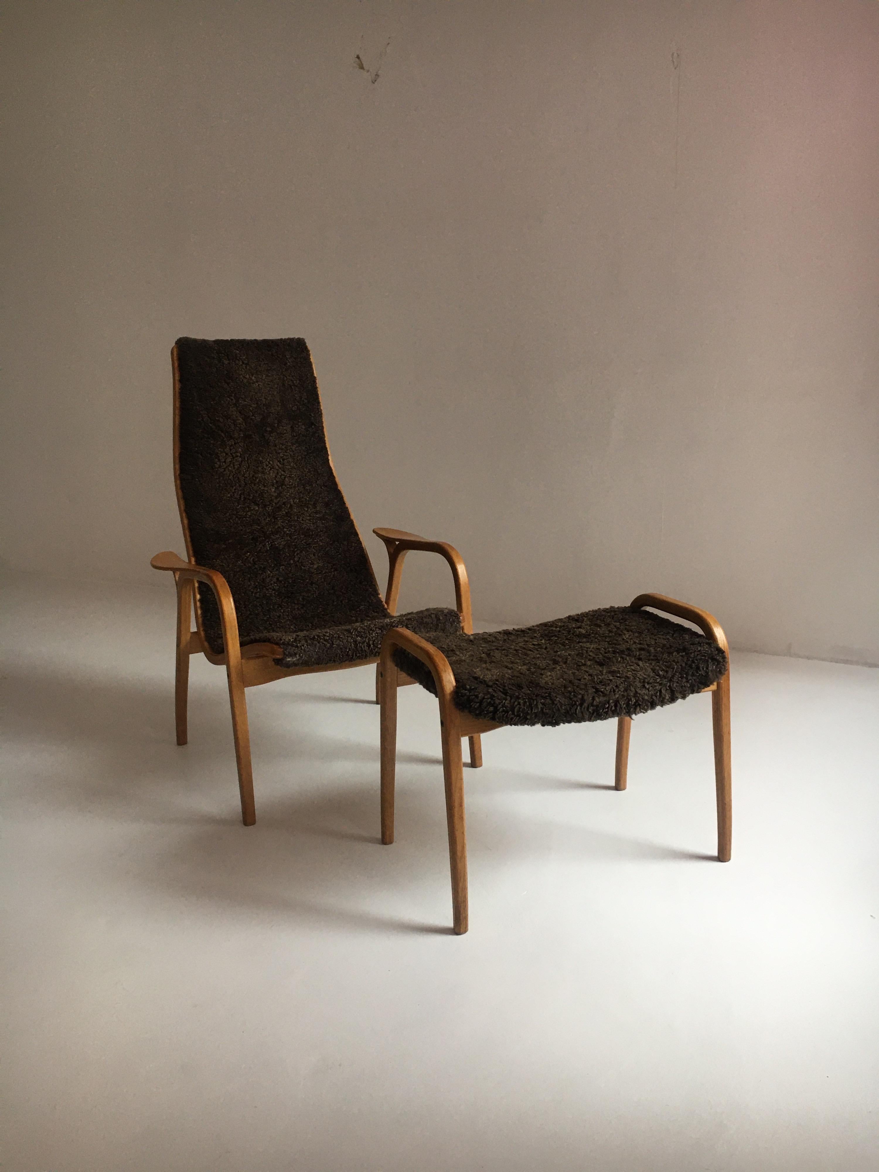Swedese Yngve Ekström Lamino Sheepskin Easy Chair with Ottoman, Sweden, 1960s 8